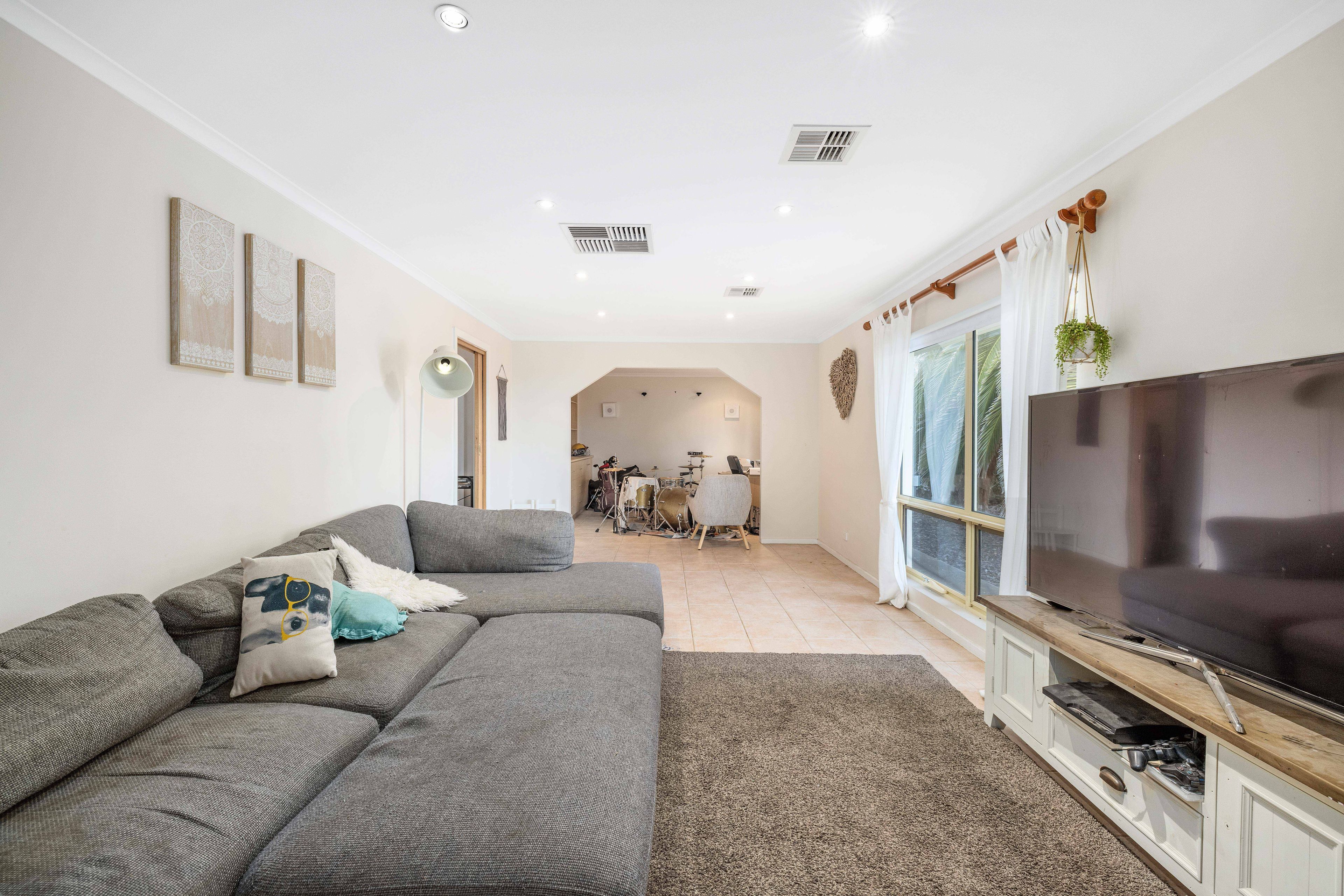 4 Fairhill Street, Hallett Cove, SA 5158