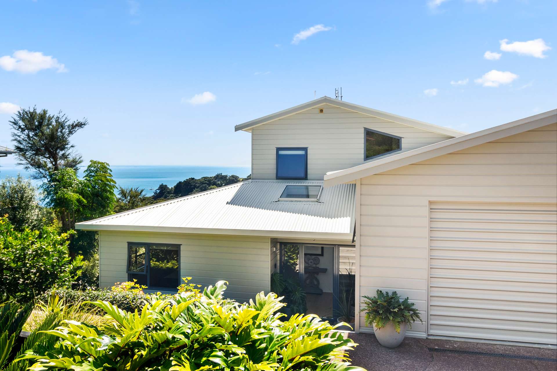 93 Queens Drive photo 28