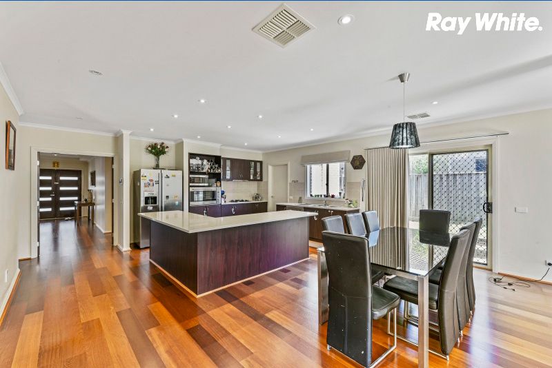 10 Paringa Drive, Ferntree Gully, VIC 3156