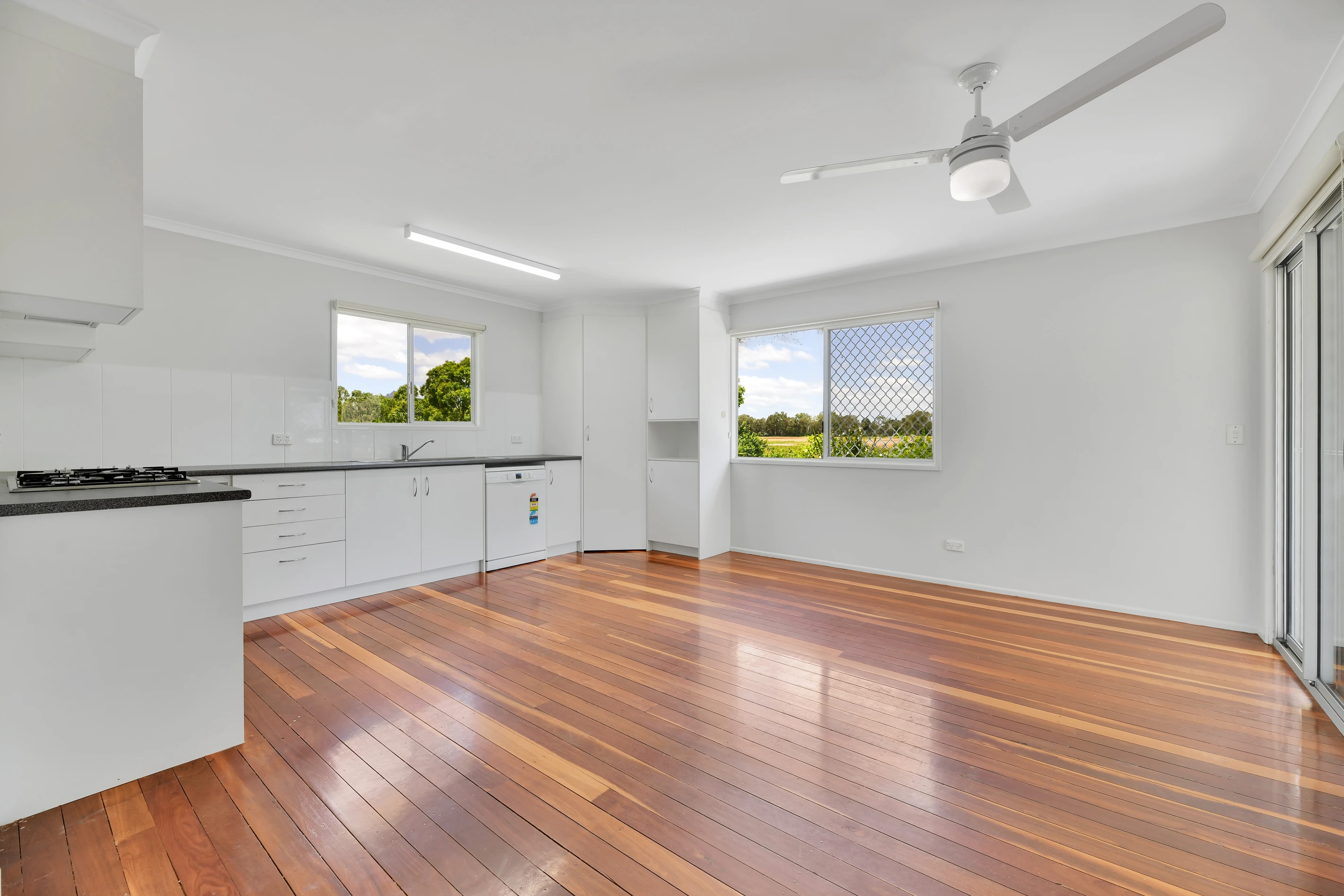 48 Allens Road, Peak Crossing, QLD 4306
