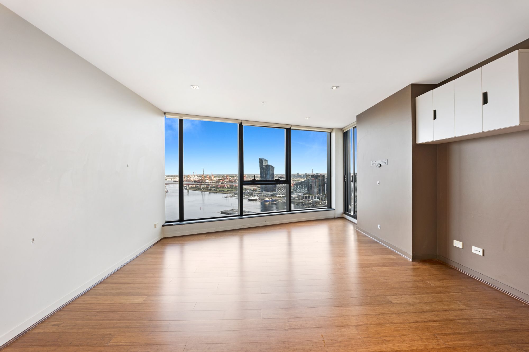 2902/100 Harbour Esplanade, Docklands, VIC 3008