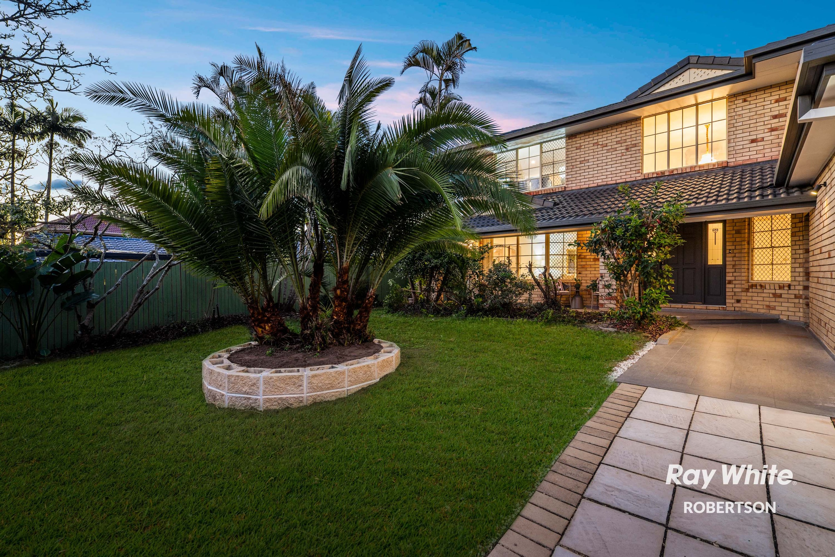 46 Honeysuckle Way, Calamvale, QLD 4116