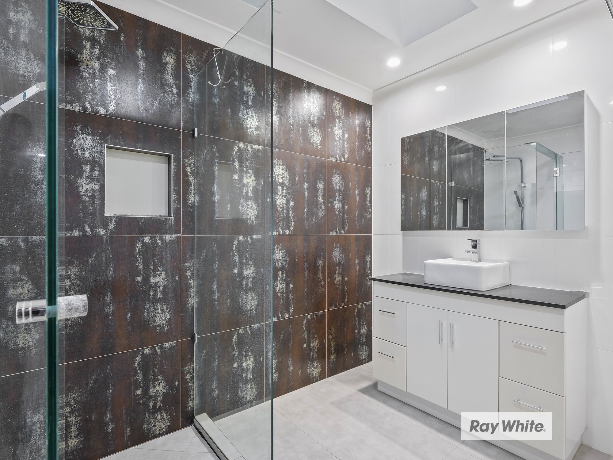 18 Gladys Street, Doolandella, QLD 4077