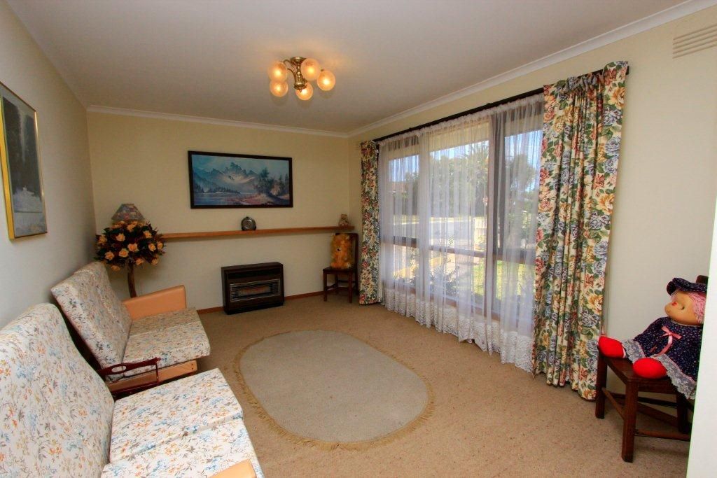 24 Mandama Avenue, Grovedale, VIC 3216