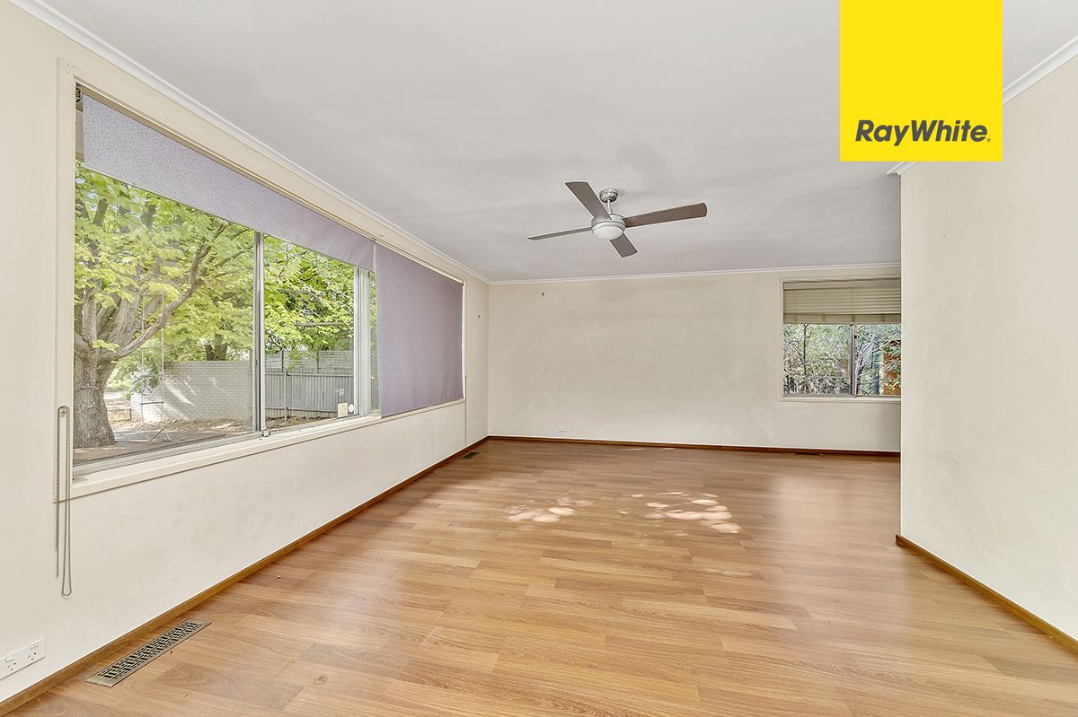 16 Bathurst Place, Macquarie, ACT 2614