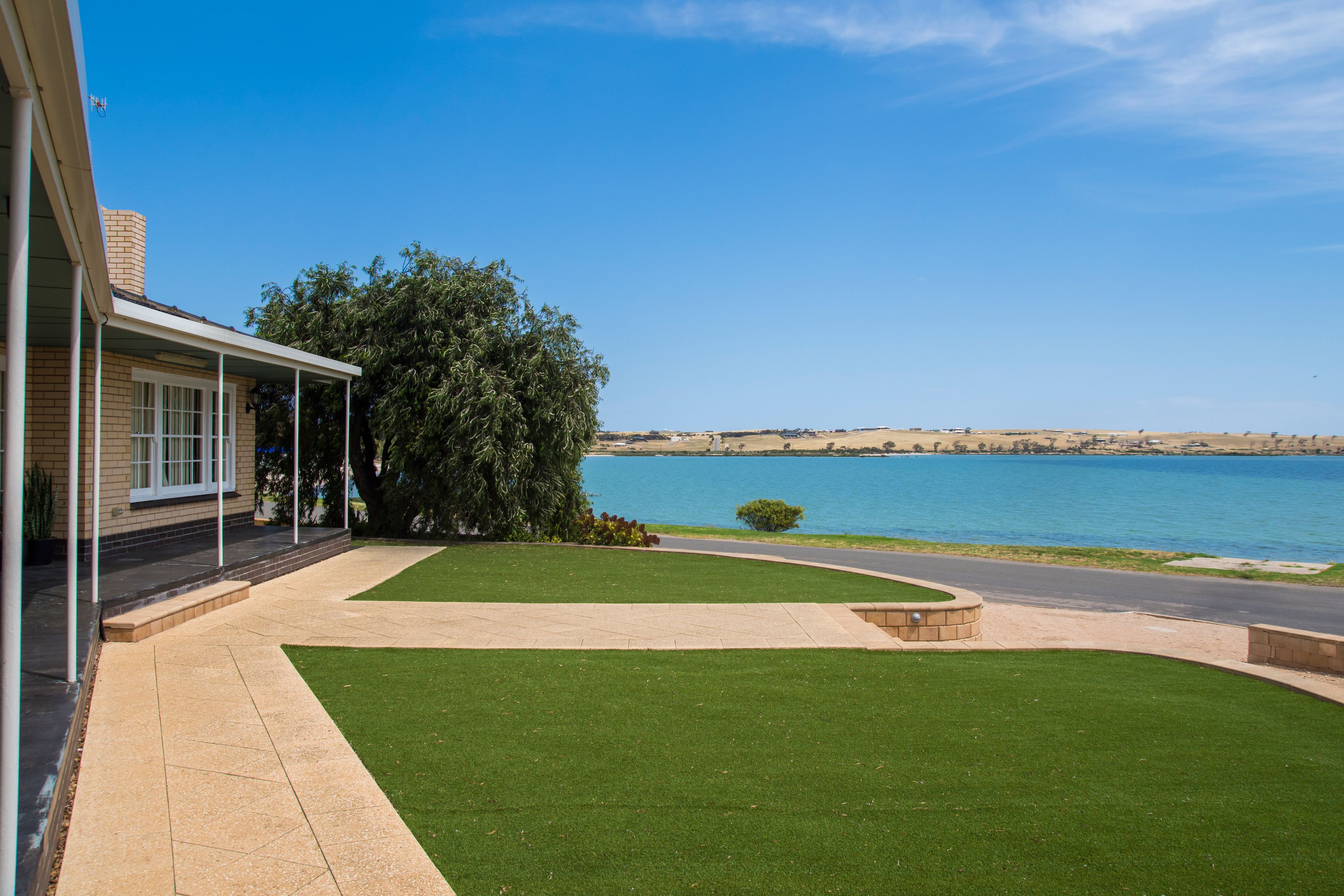 17 Eyre Avenue, Streaky Bay, SA 5680 Holiday Rental Ray White