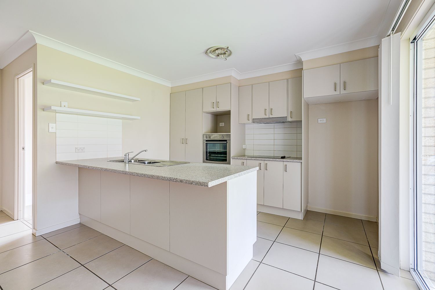 15 Tanglin Street, Crestmead, QLD 4132