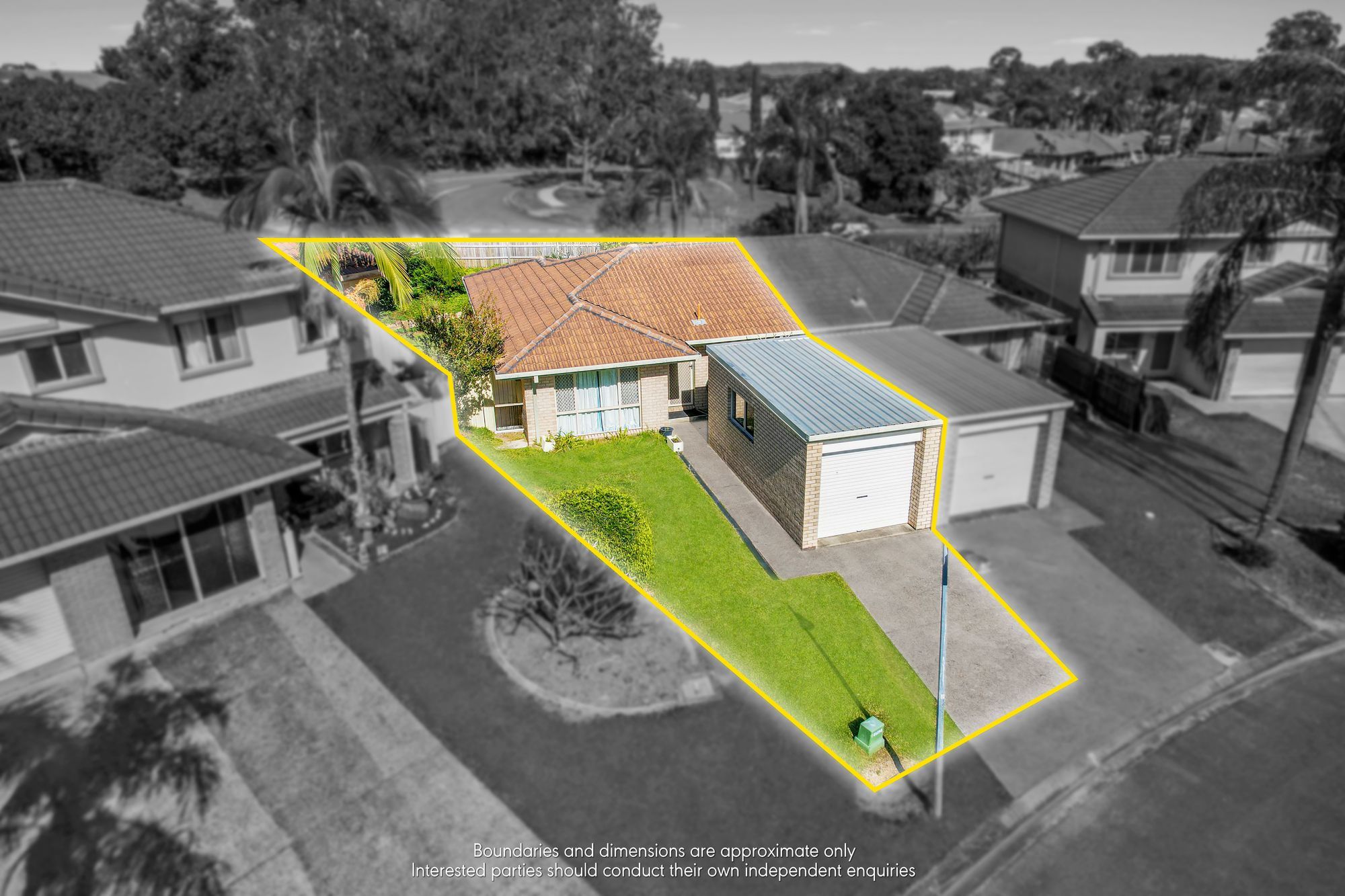 17/21 Usher Avenue — photo from Ray White Runaway Bay
