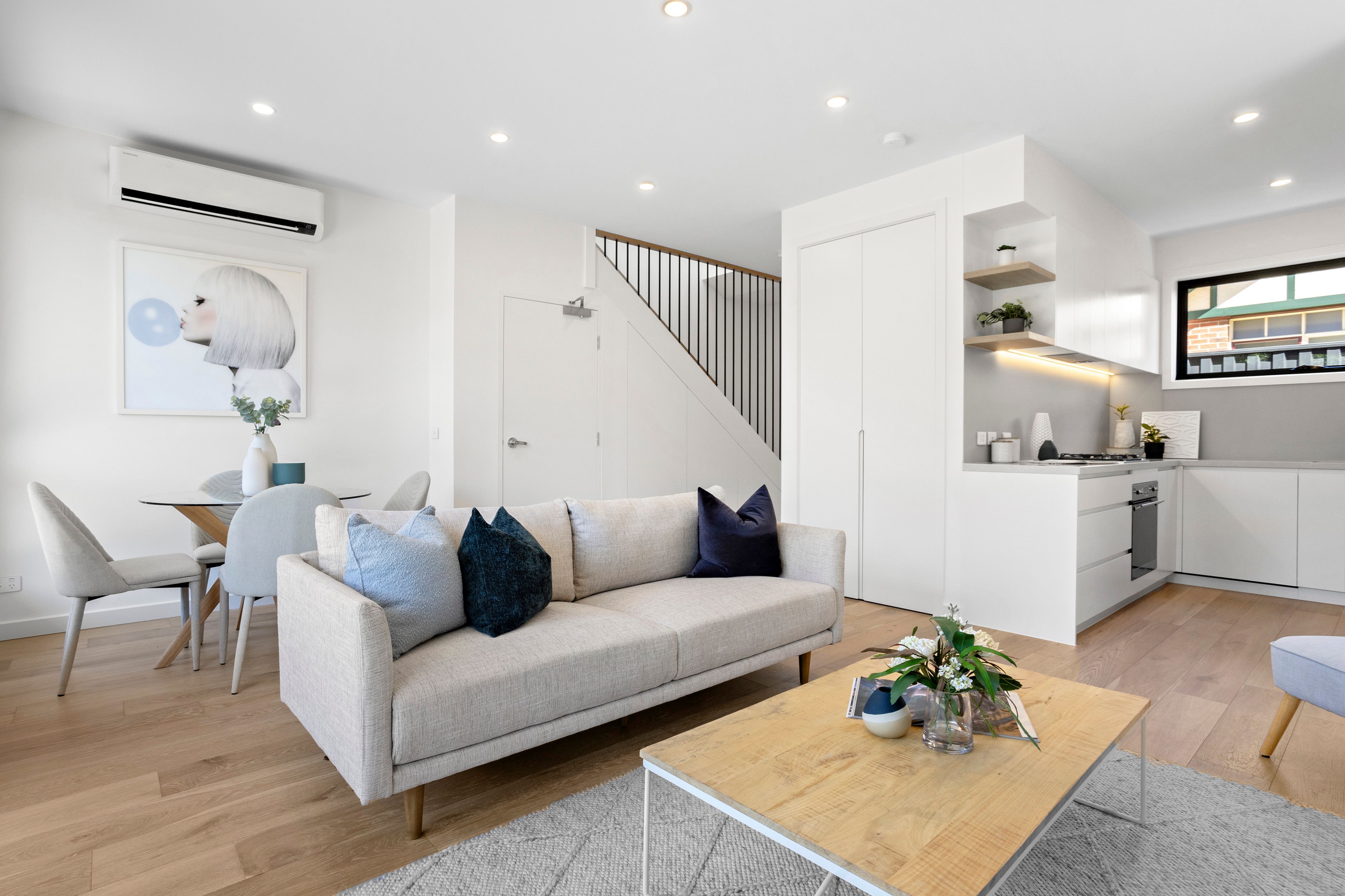 4/2 Earlstown Road, Hughesdale, VIC 3166