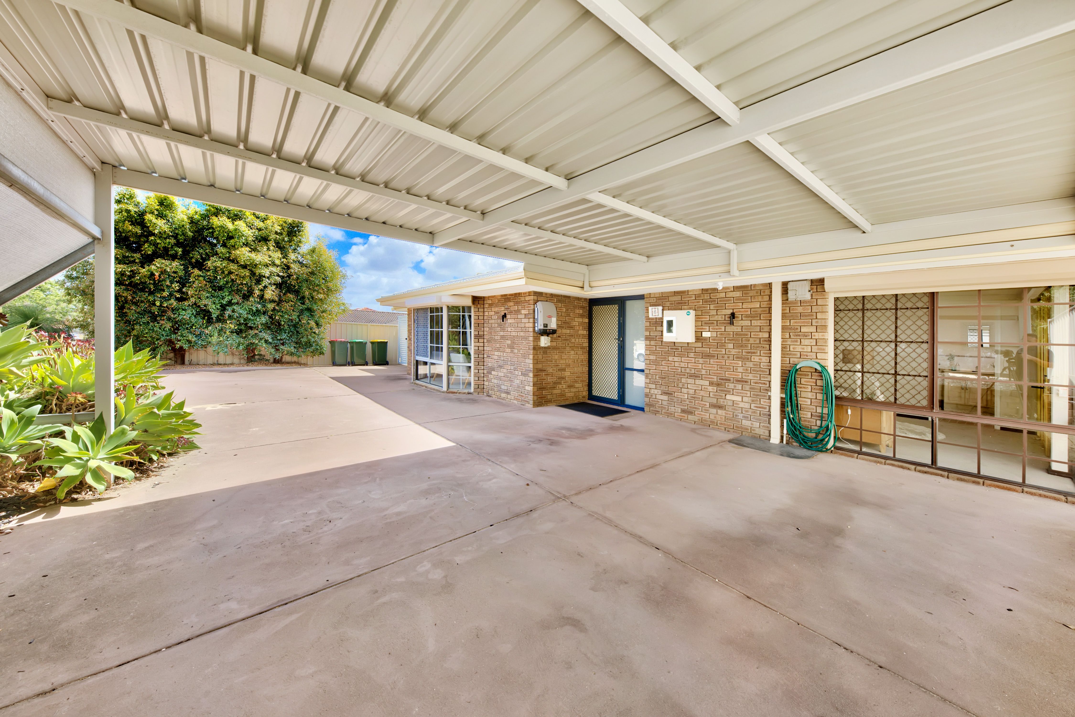 6 Westgate Way, Marangaroo, WA 6064