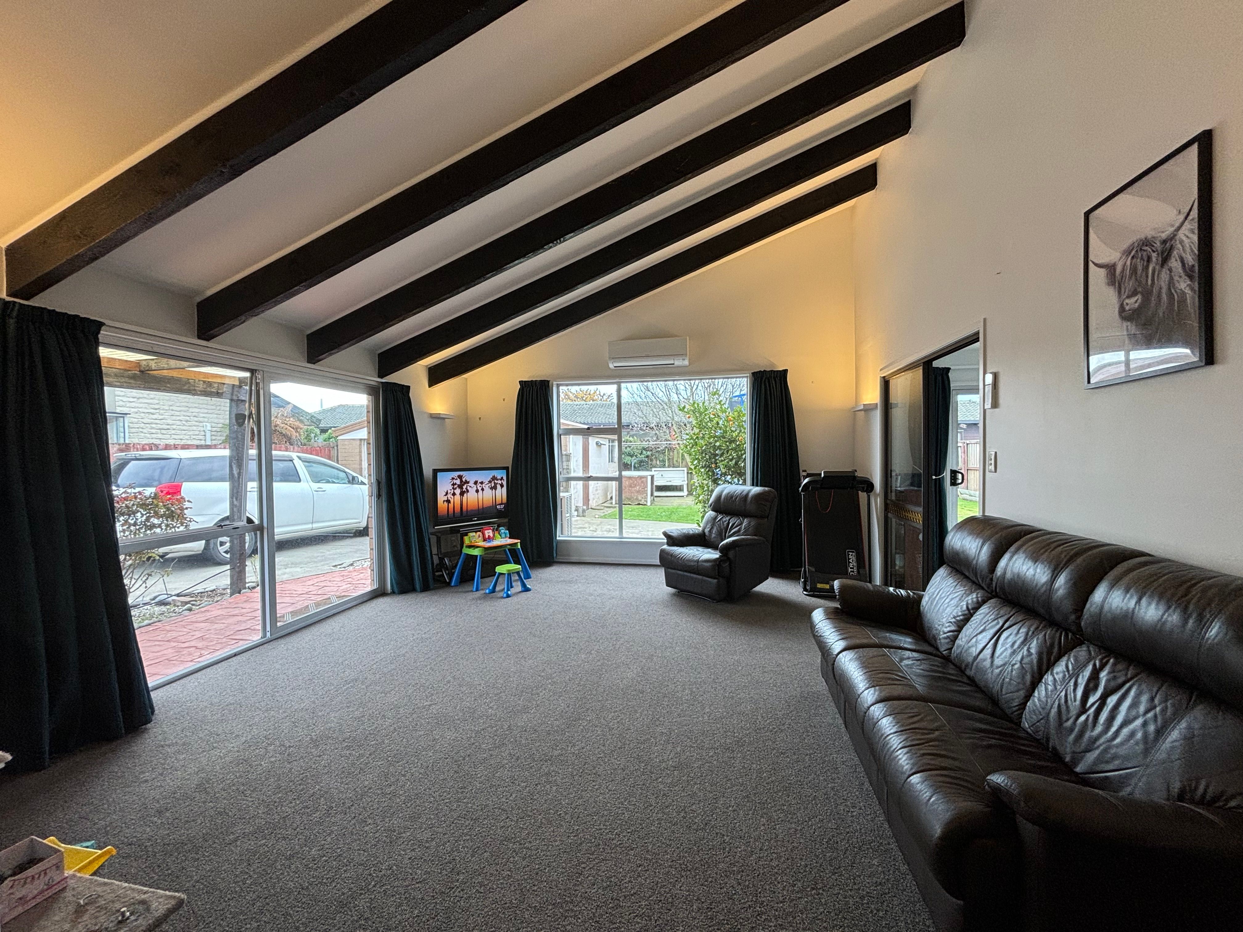 186 Sawyers Arms Road, Christchurch City 8053 House for