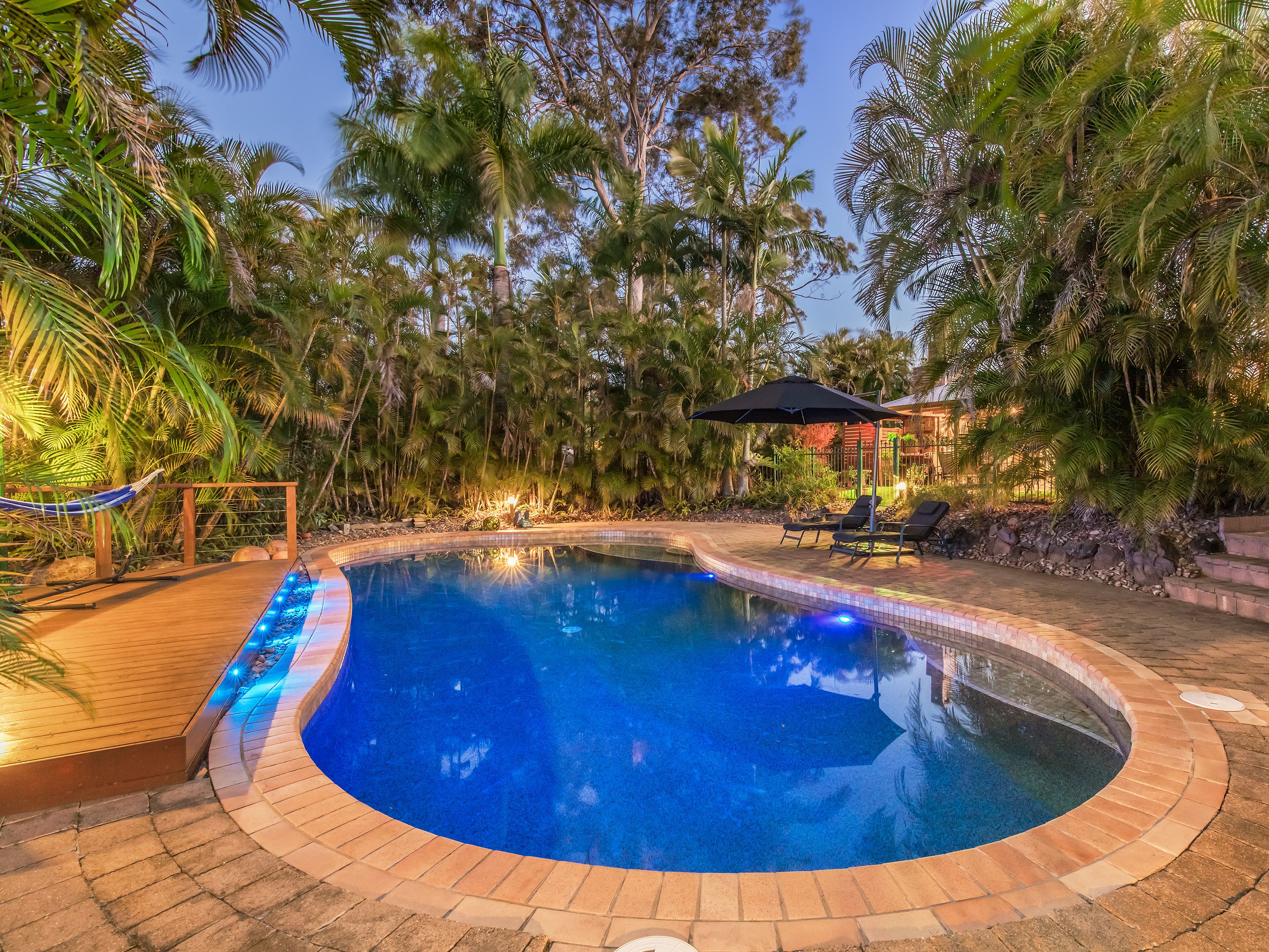 7 Innisfail Road, Highland Park, QLD 4211