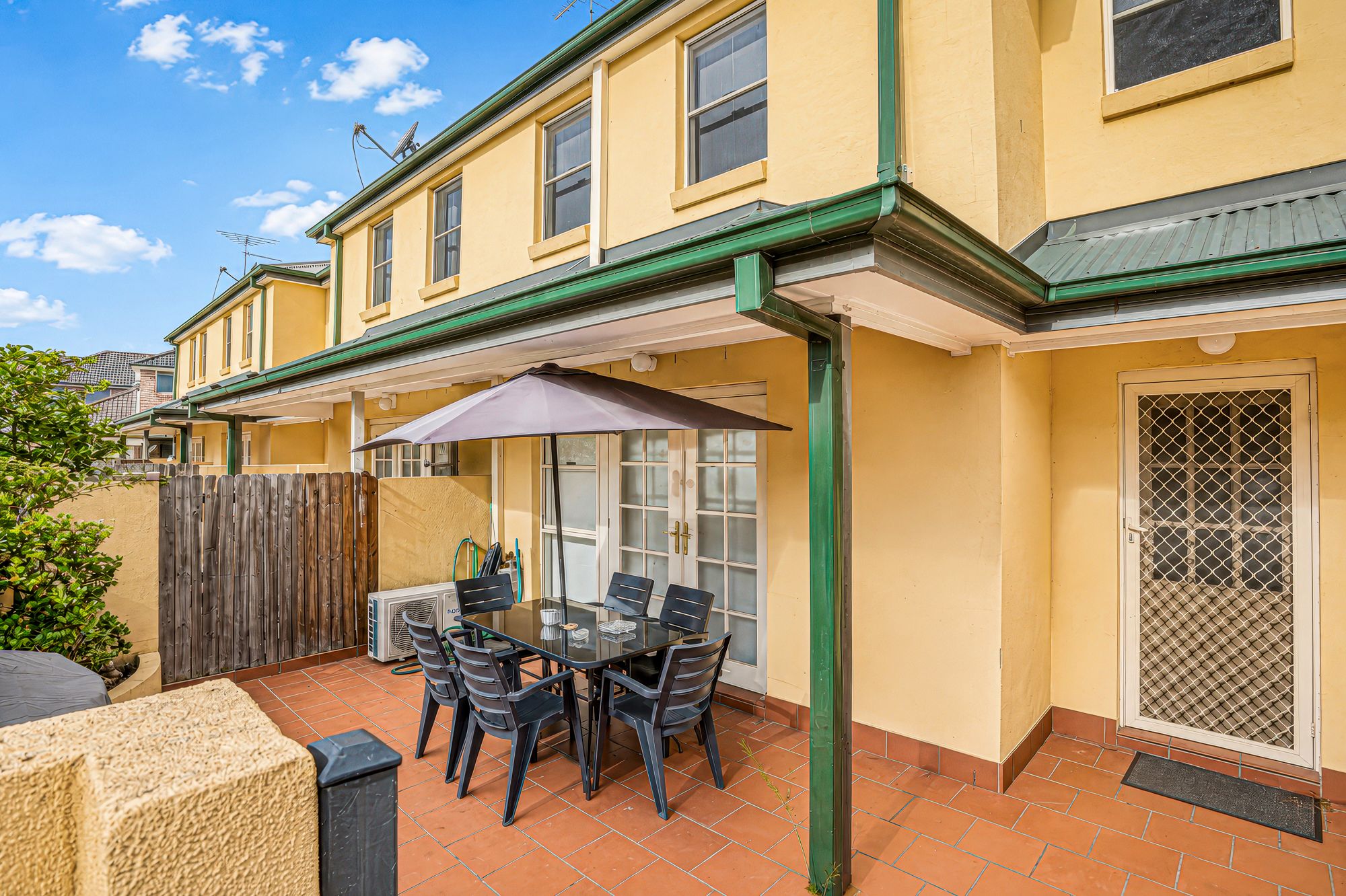 7/10 Sainsbury Street — photo from Ray White United Group