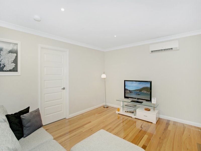 7 Middleton Lane, Gregory Hills, NSW 2557