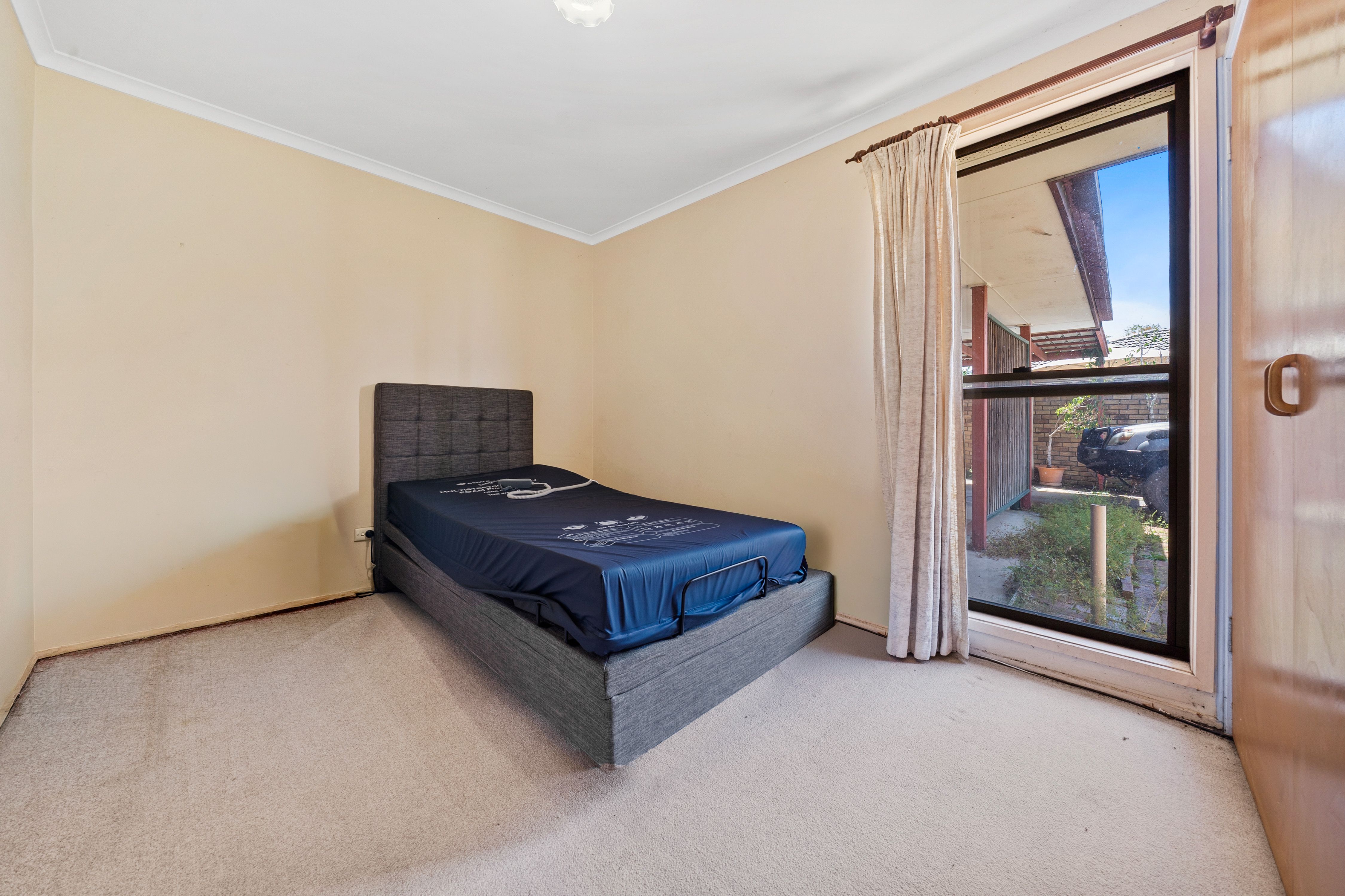 10 Ginninderra Court — photo 12 of 21