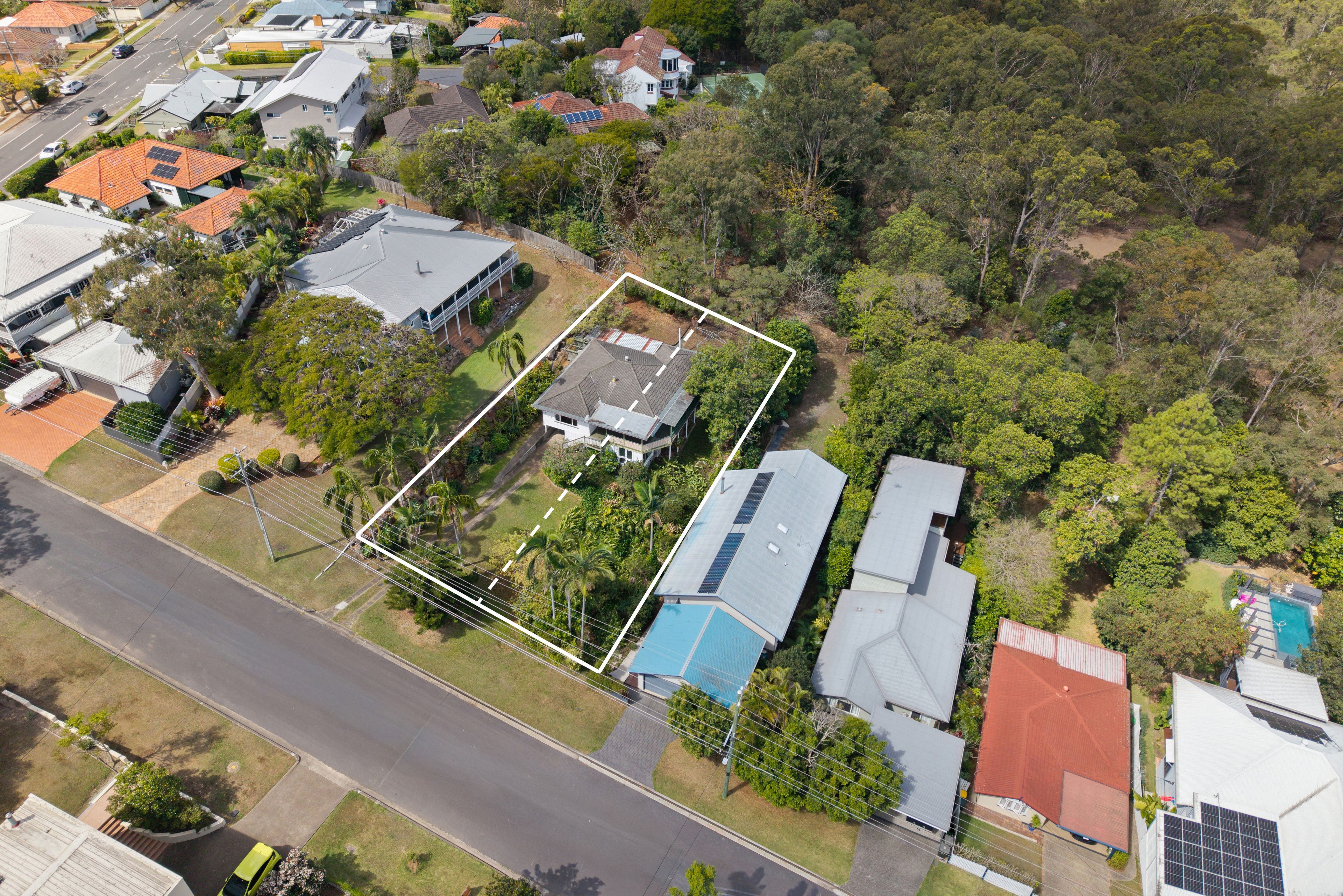 77 Weatherhead Avenue, Ashgrove, QLD 4060