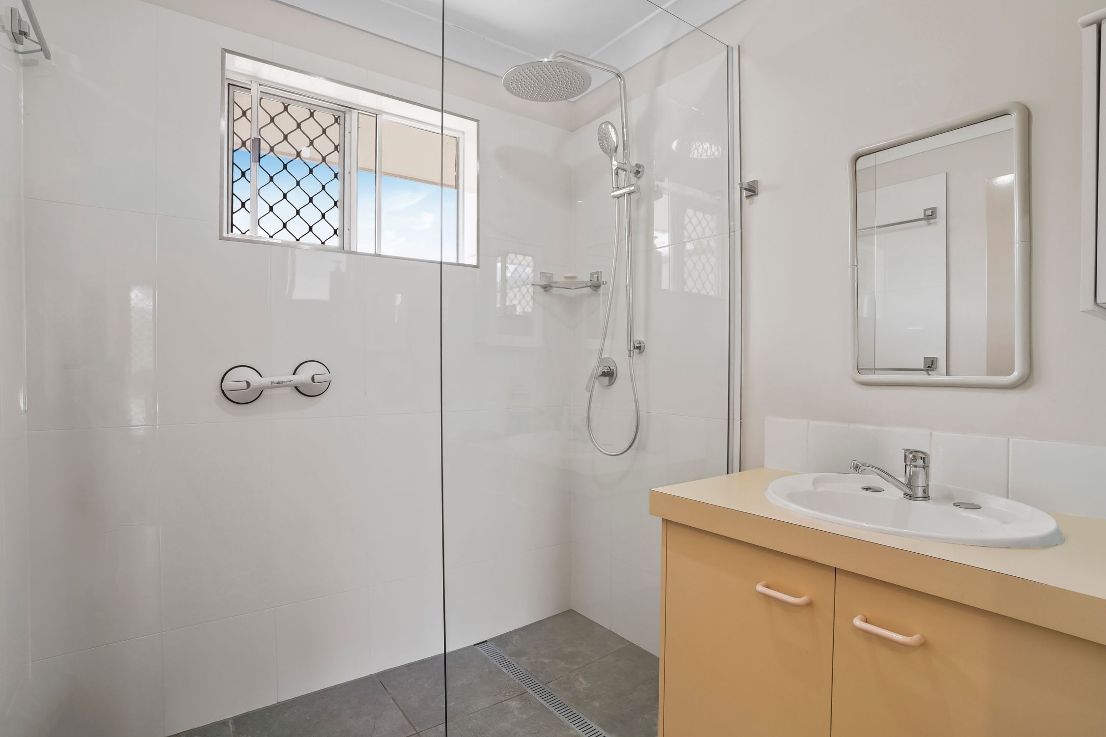 1/173 Drayton Street — photo 11 of 23