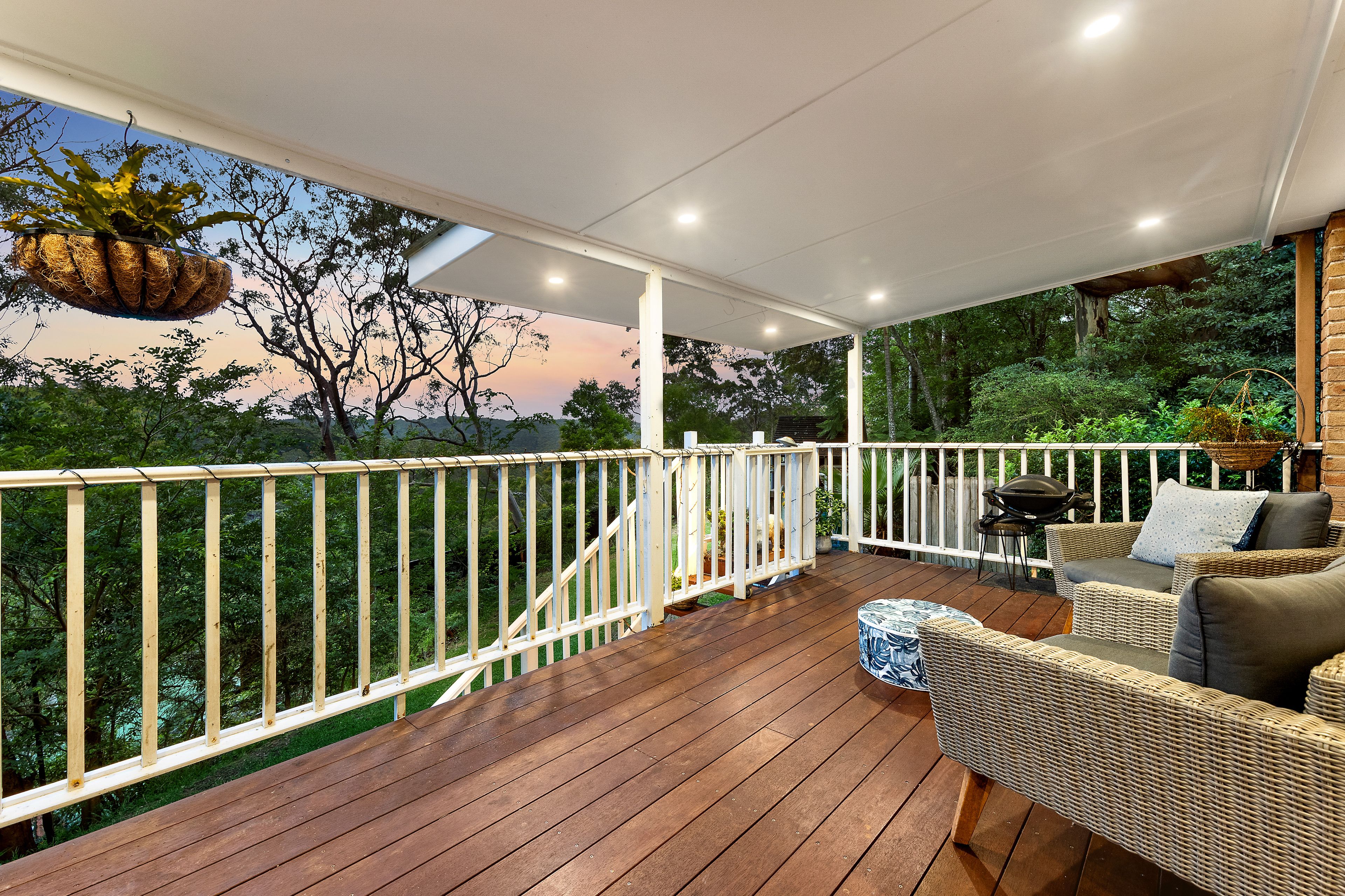 8-10 Summerhaze Place, Hornsby Heights, NSW 2077