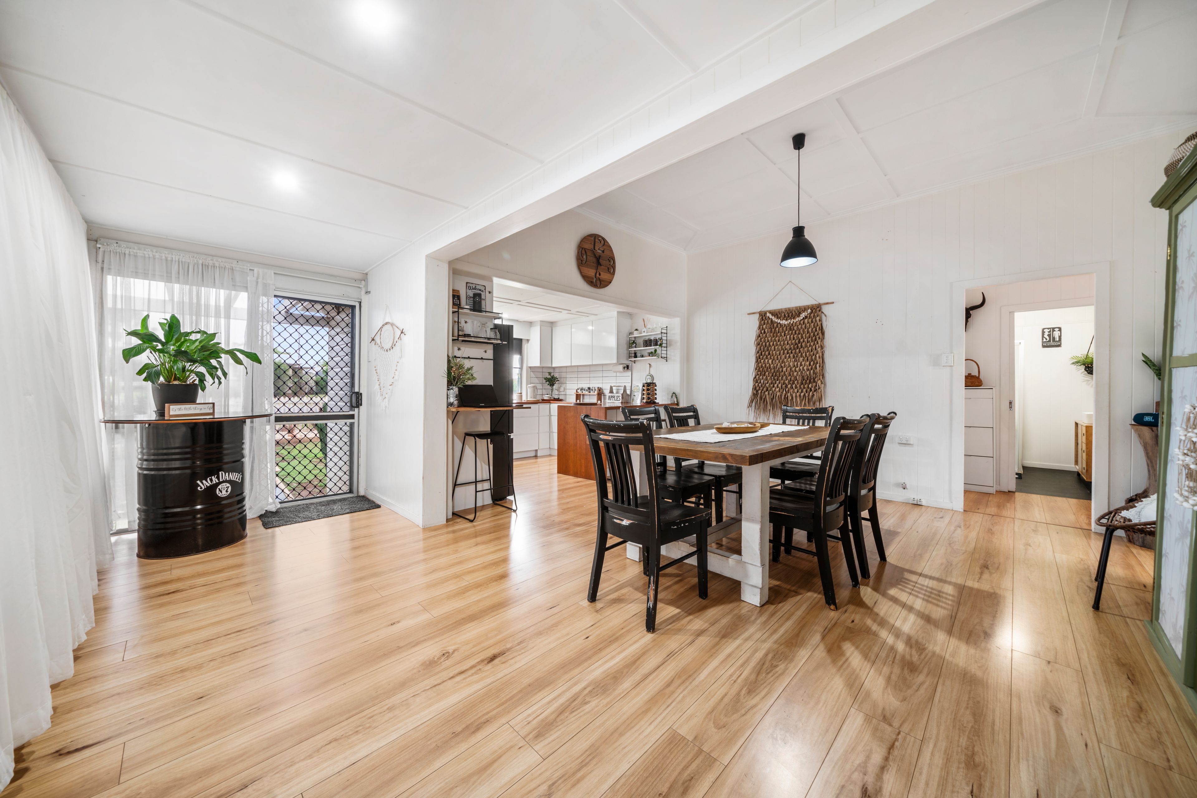 16 Steele Street, Pittsworth, QLD 4356