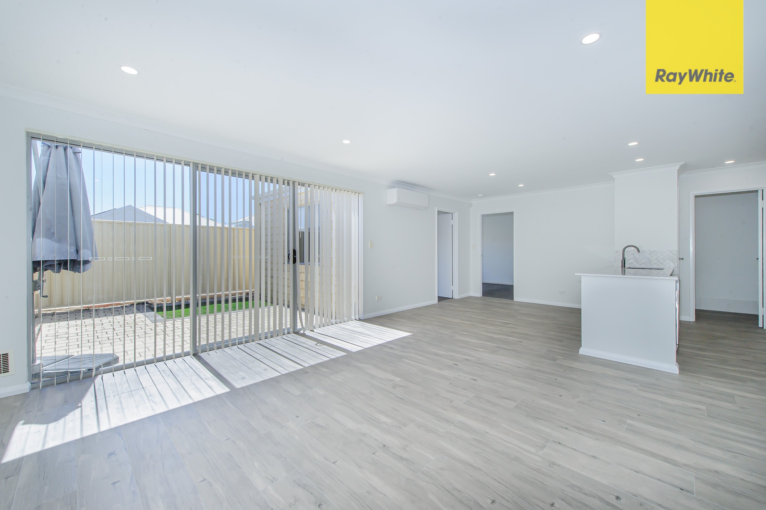 23/4 Jacana Parade, Ballajura, WA 6066