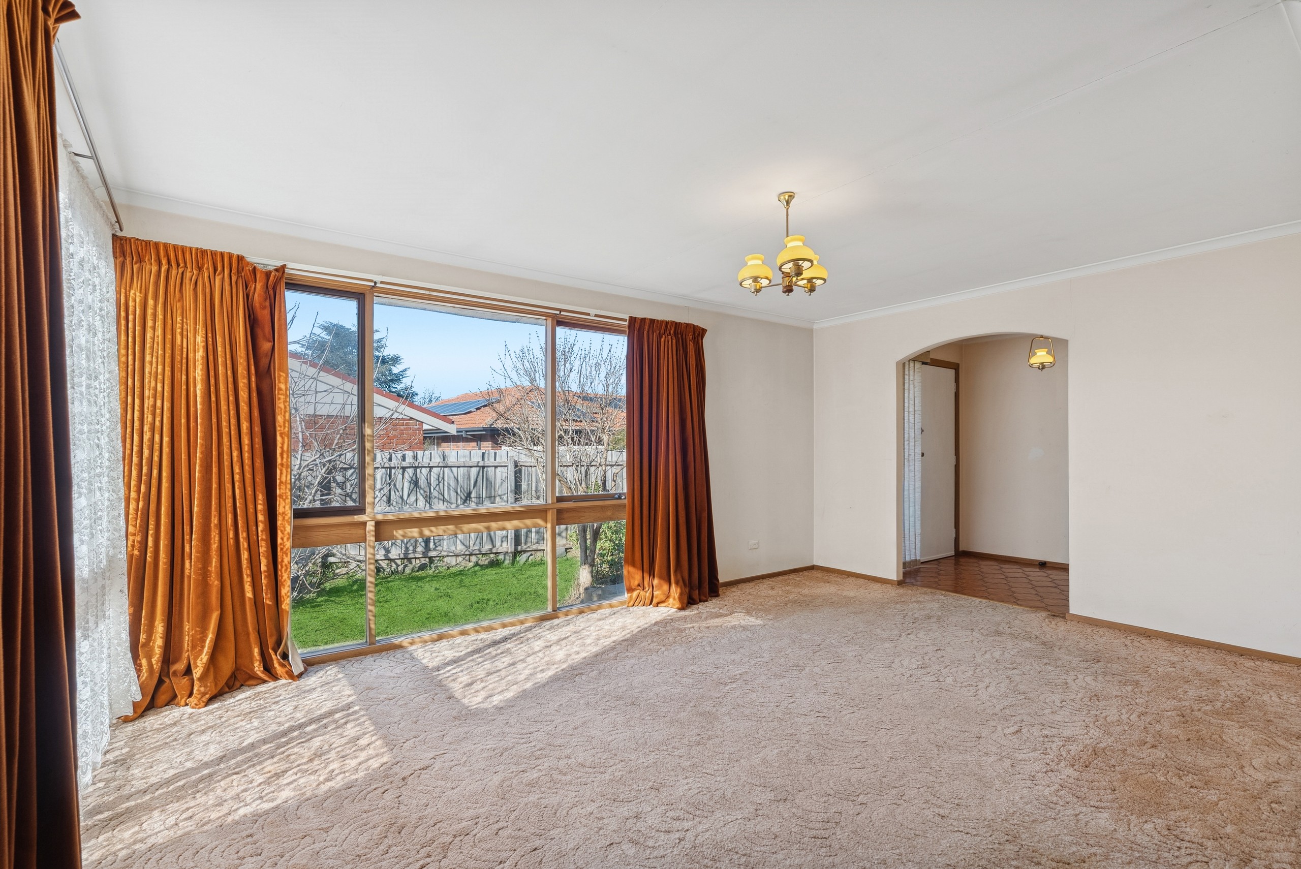 6 Buckmaster Drive, Mill Park, VIC 3082