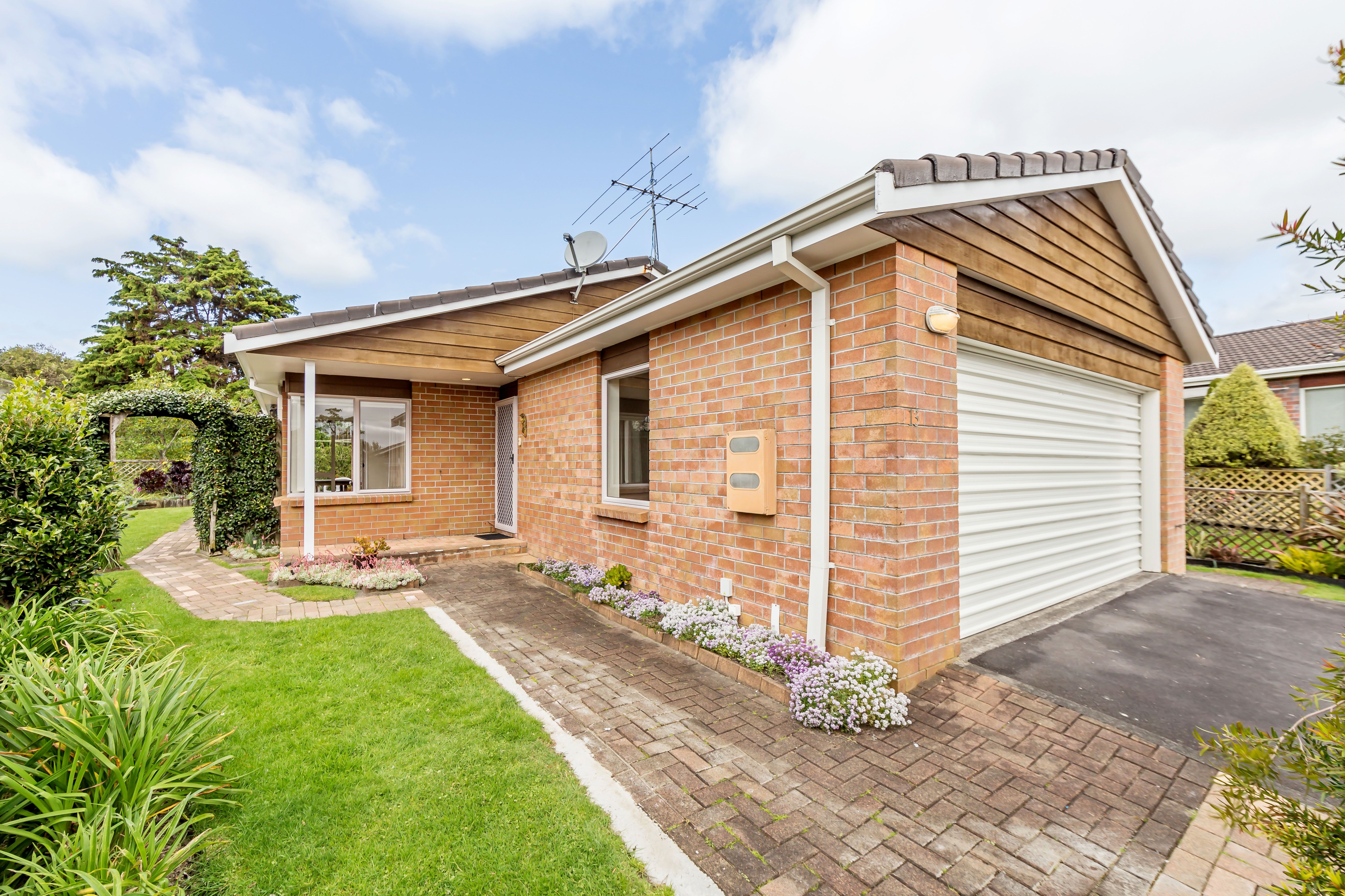 13 The Grove, Red Beach, Rodney