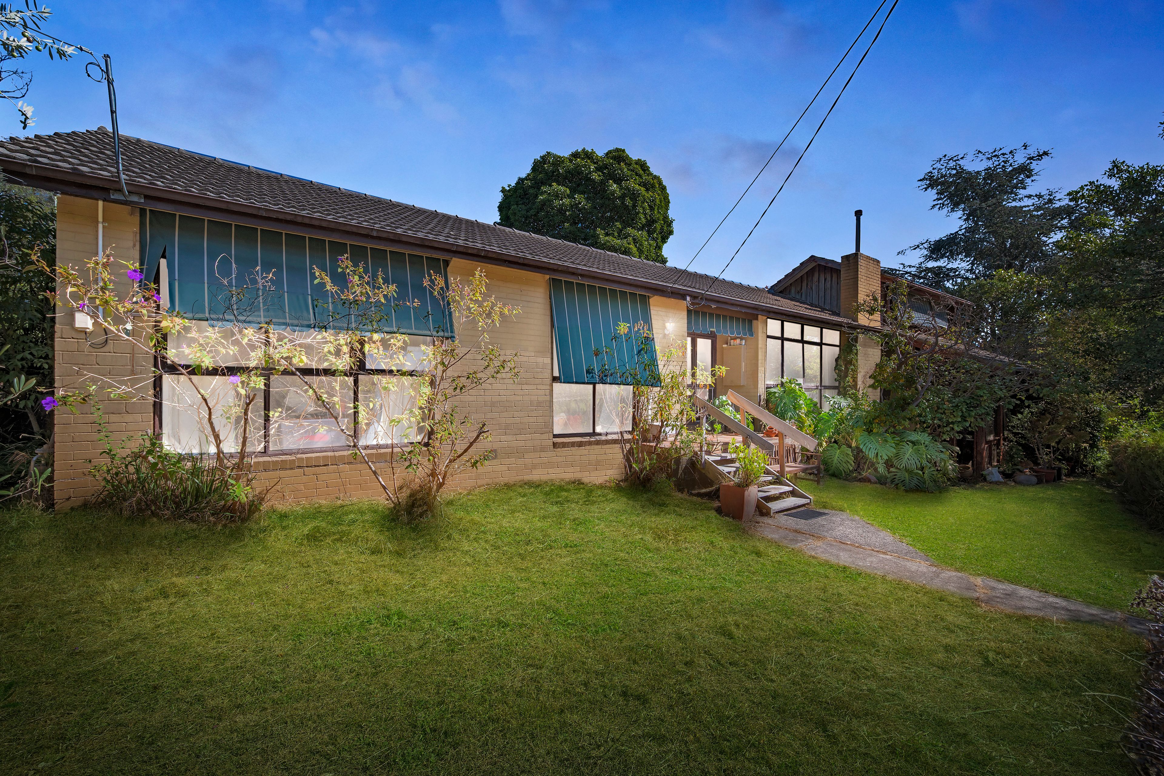 9 Illuka Crescent, Mount Waverley, VIC 3149