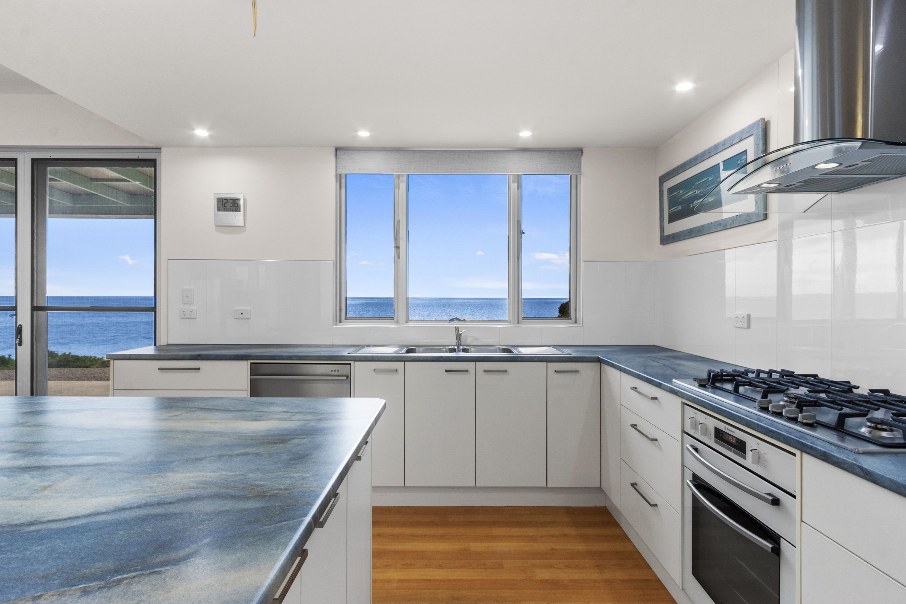 128 North Coast Road — photo 6 of 30