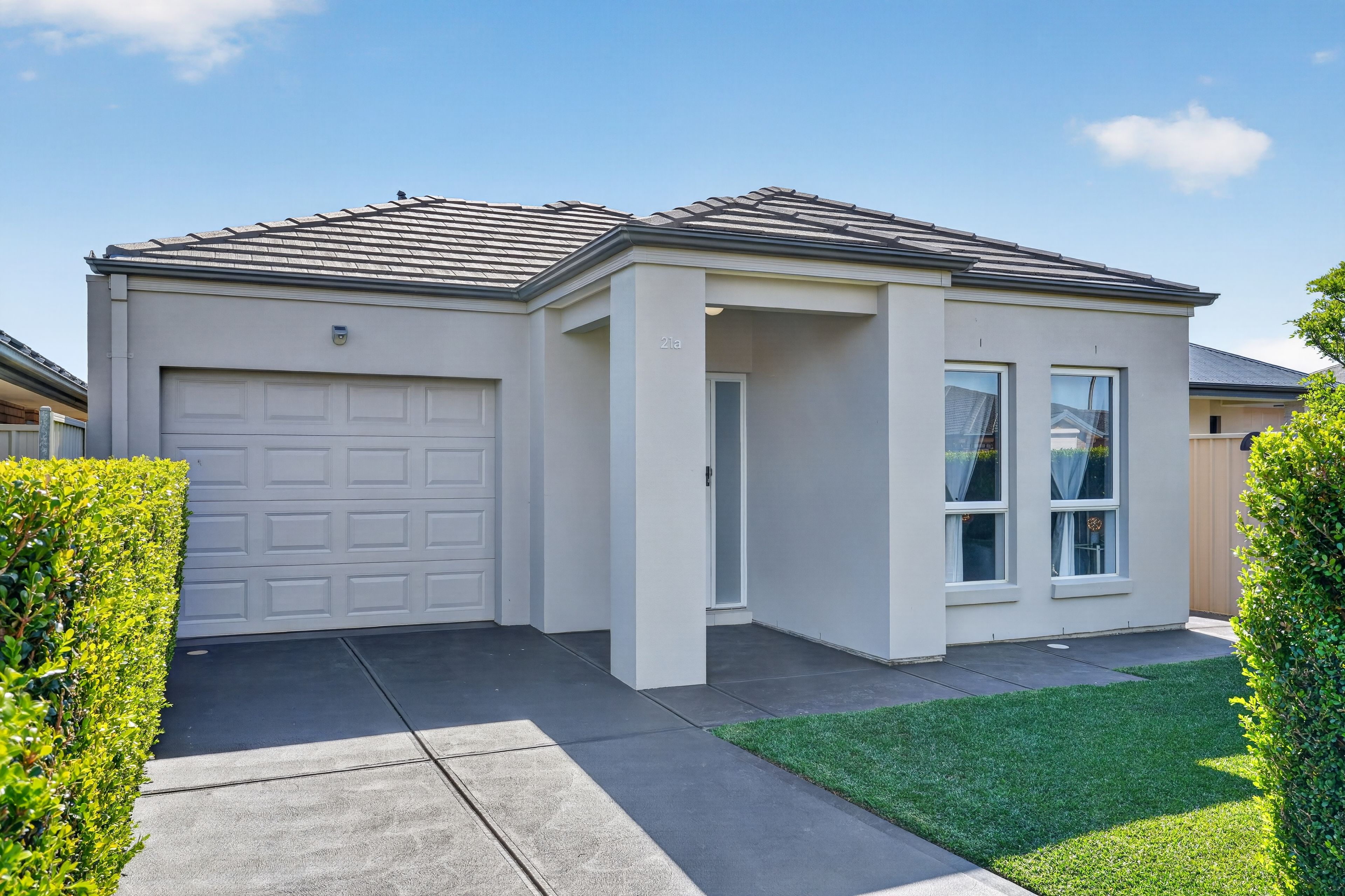 21A Vine Parade — photo from Ray White Semaphore