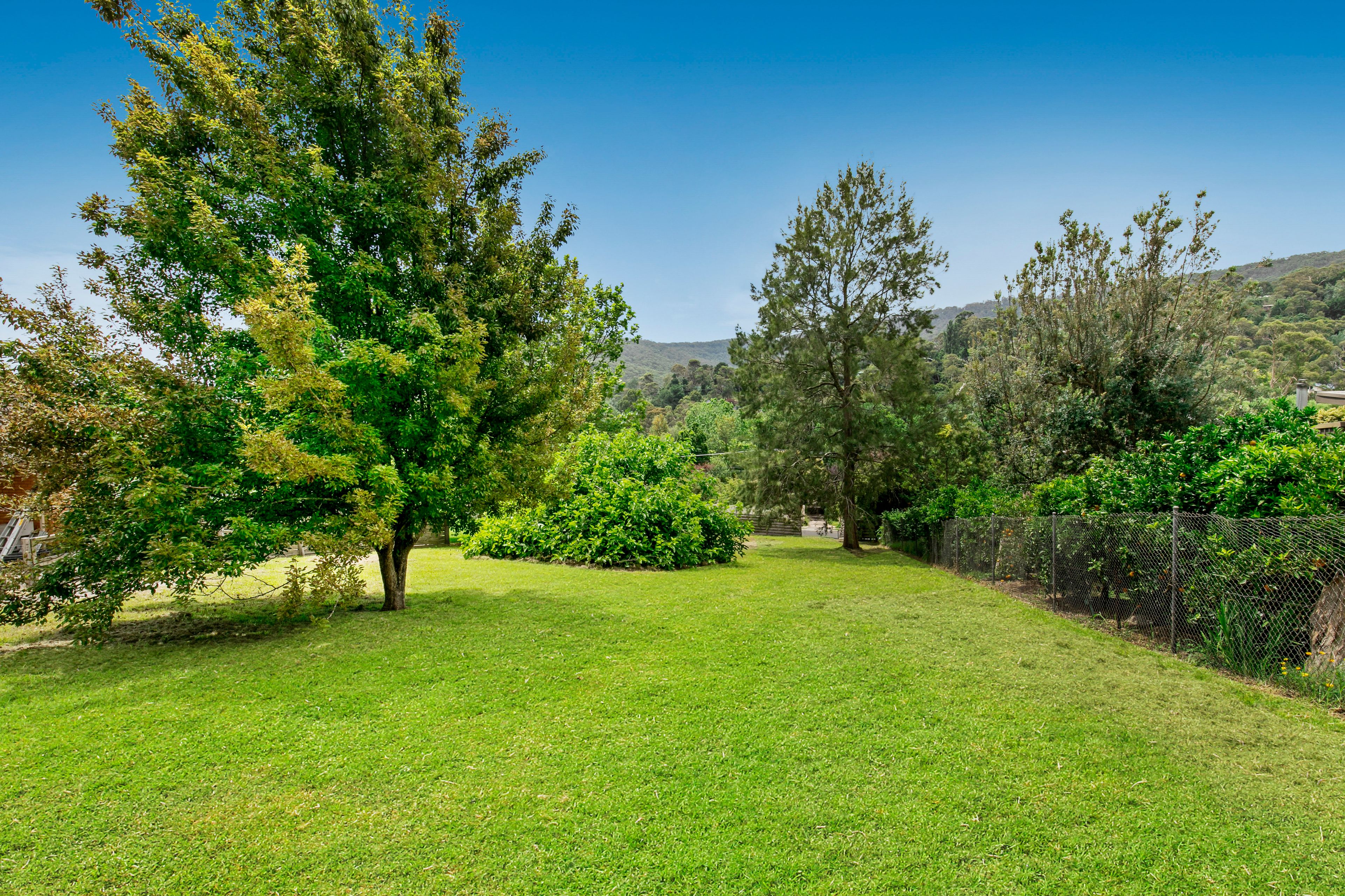 18 Edward Street, Upper Ferntree Gully, VIC 3156