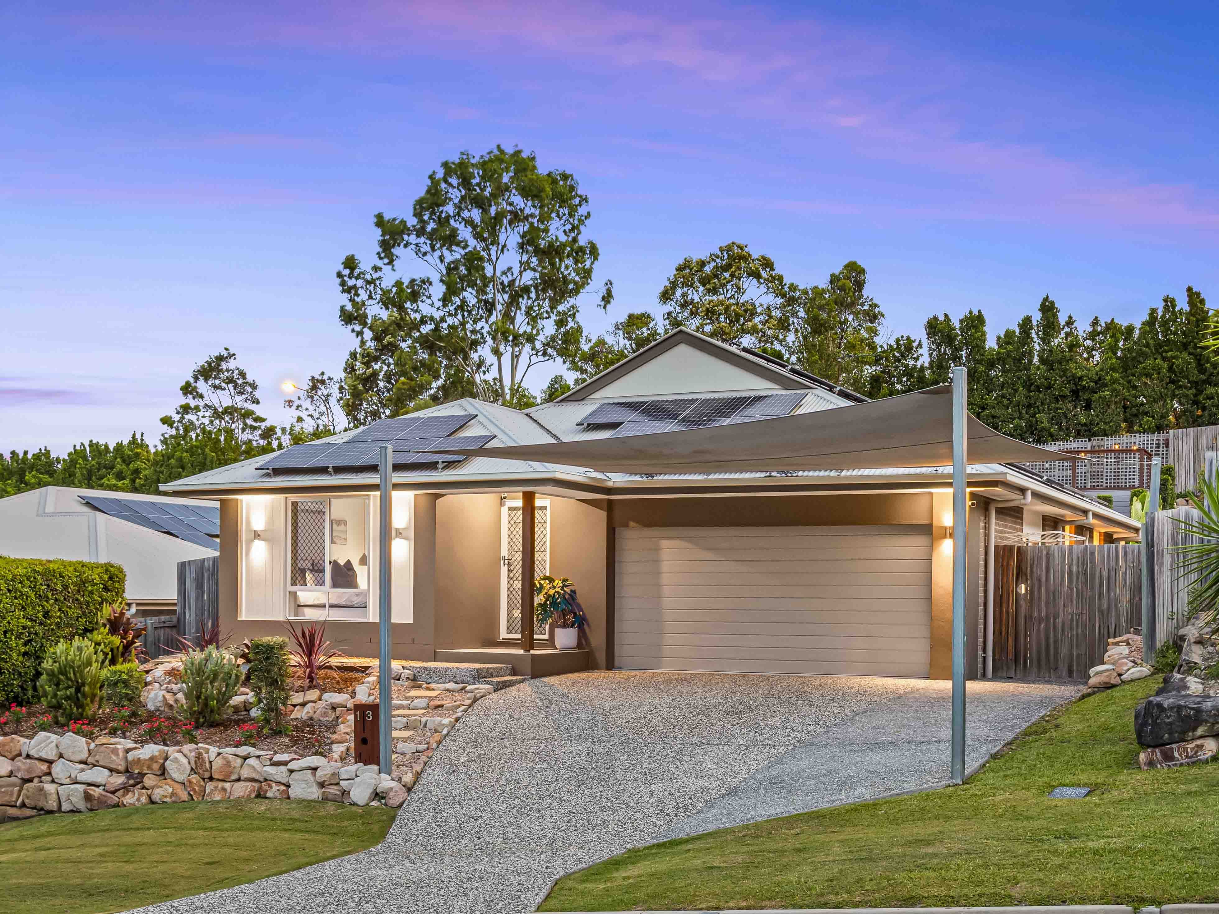 13 Sturt Street, Oxenford QLD 4210