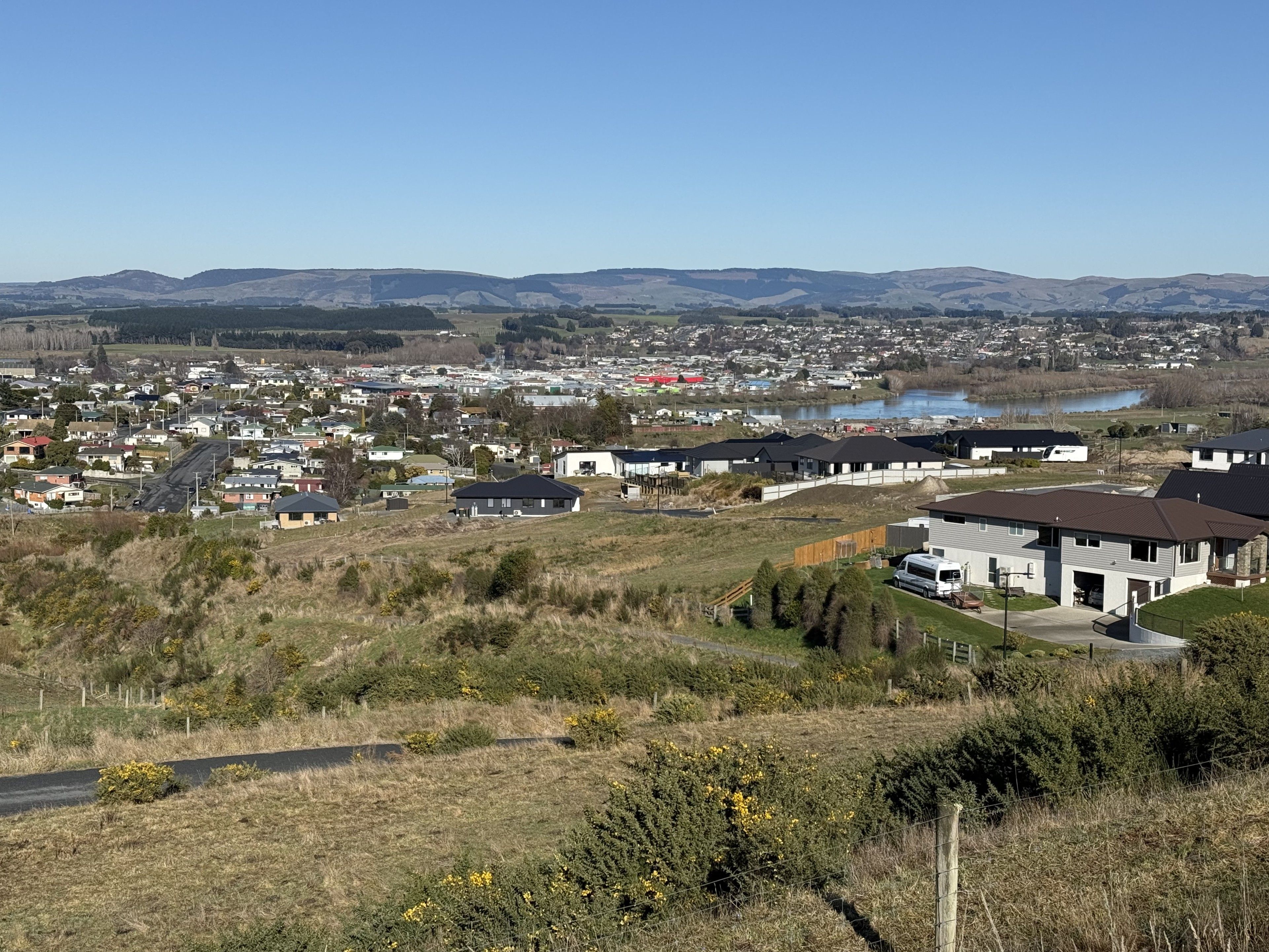 Photo 3 of 9 Cypress Lane, Balclutha, Balclutha