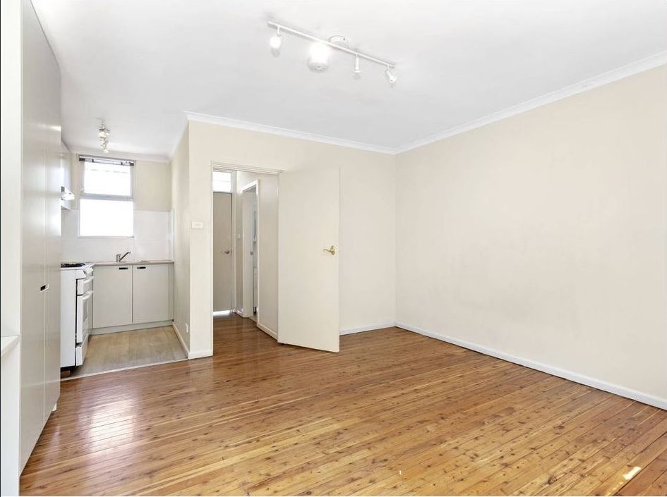 8/191 Croydon Avenue — photo 3 of 3