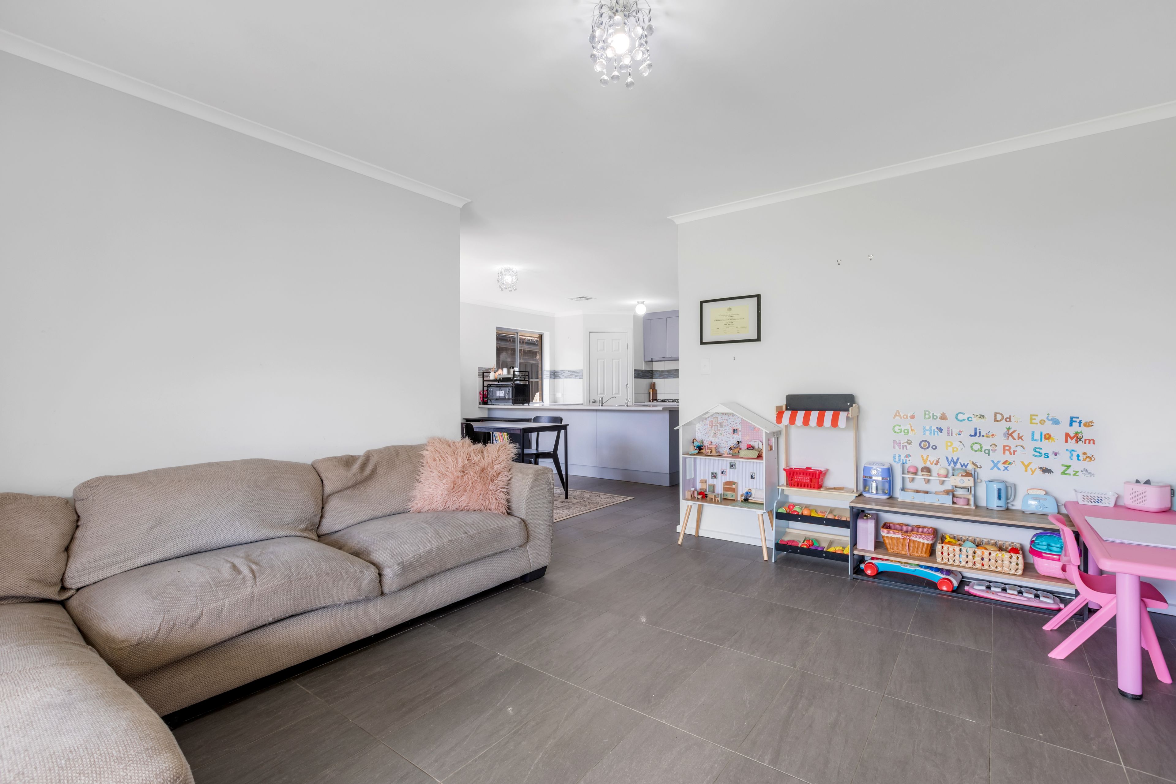13a Southan Street — photo 11 of 26