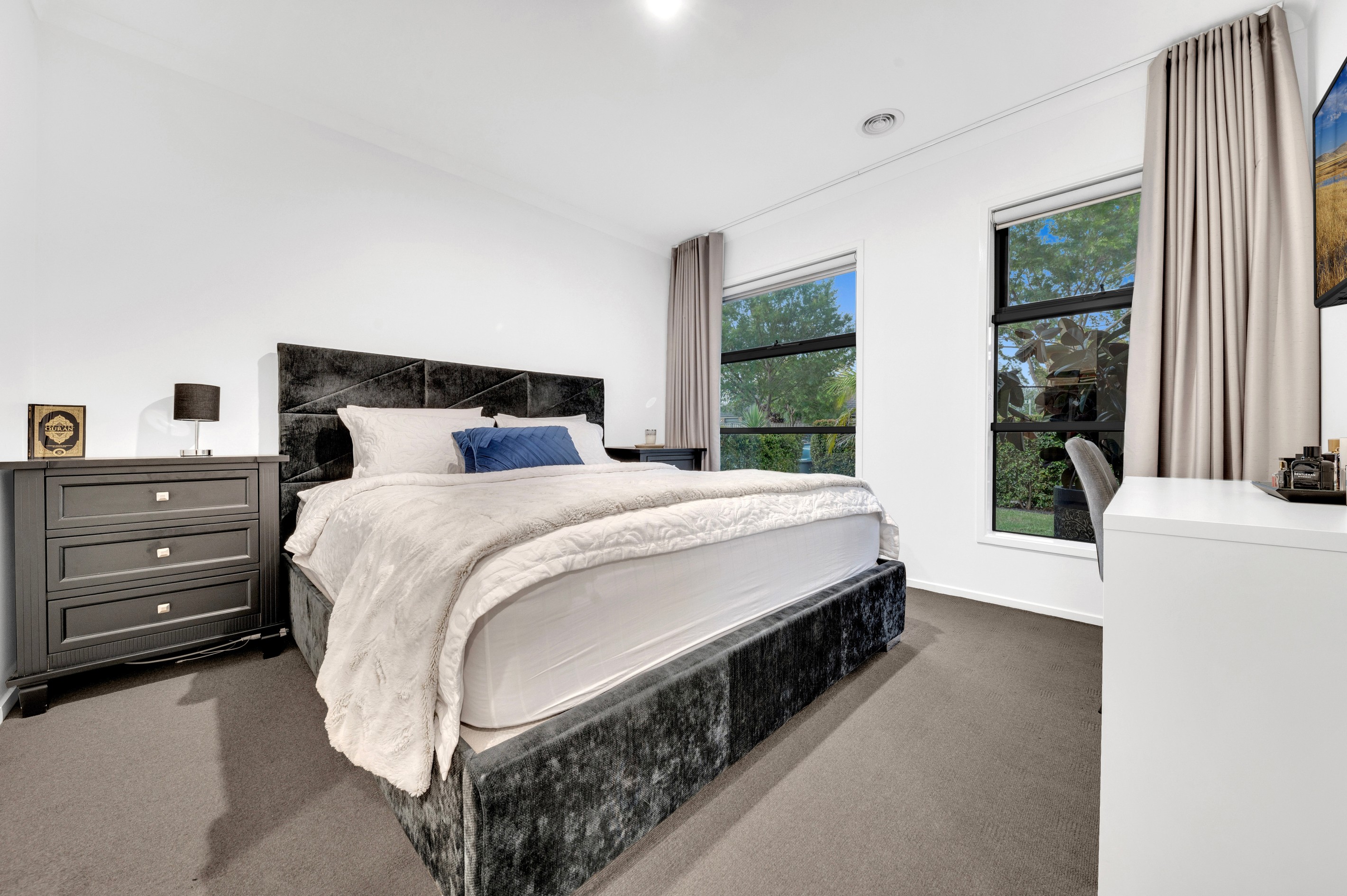 19 Albida Parade, Lyndhurst, VIC 3975
