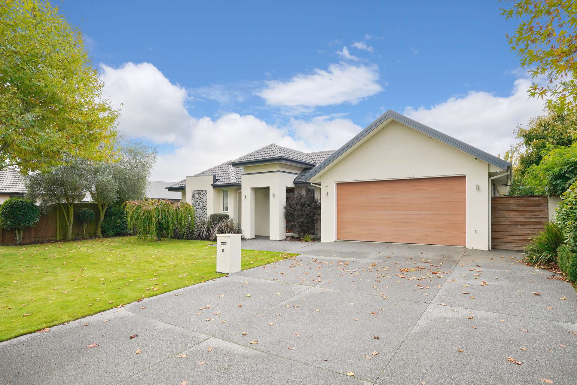 14 Hawthorn Mews photo 0