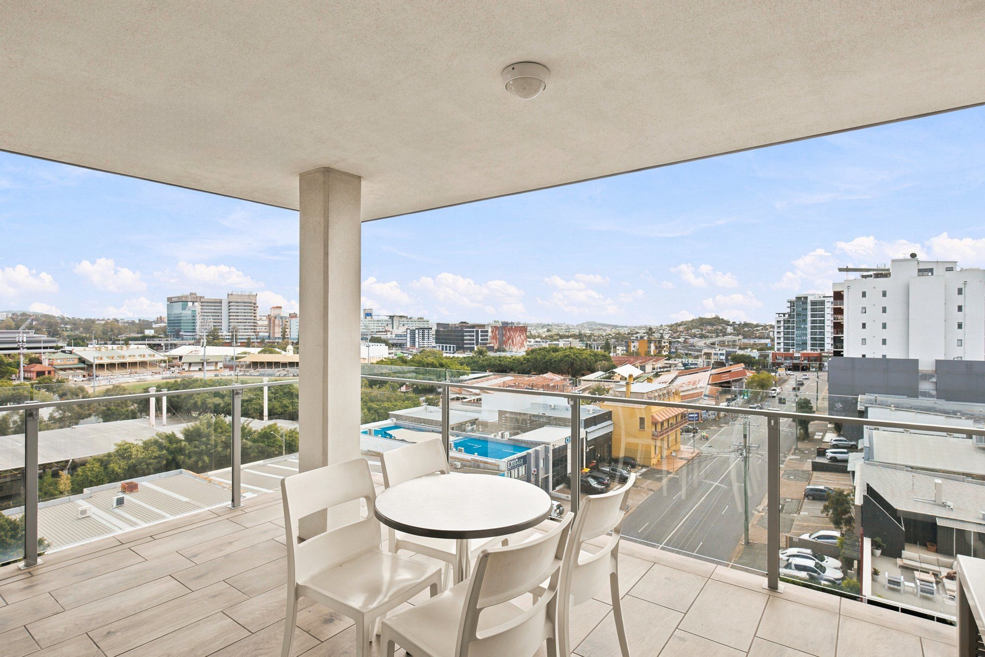 25/44 Brookes Street — photo 4 of 22