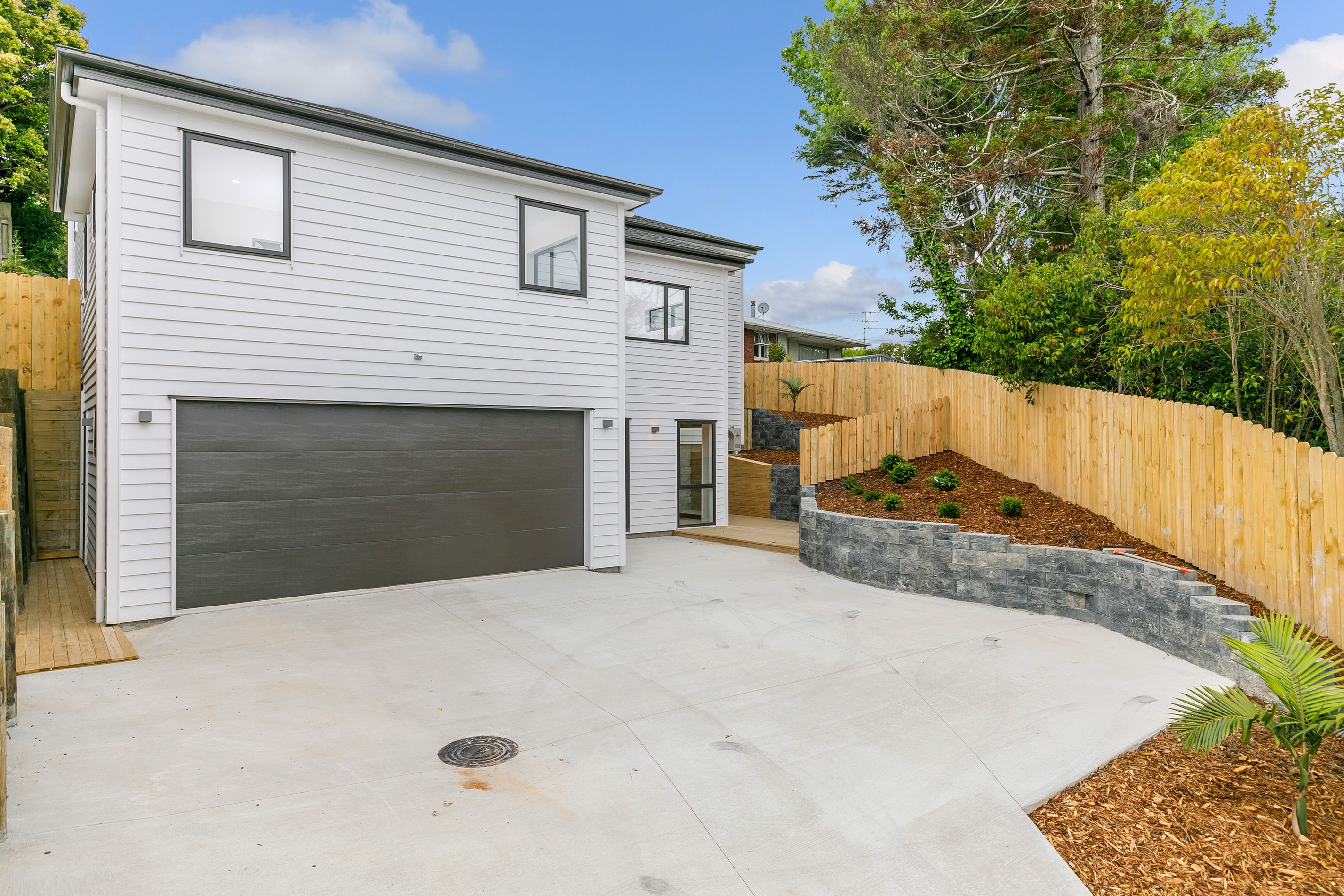 79 Lake Road, Northcote, North Shore City