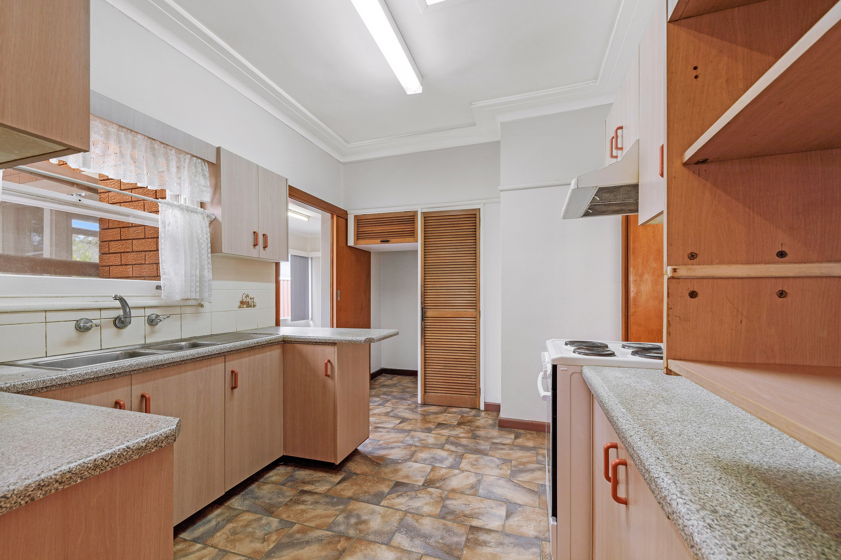 8 Erskine Street, Riverwood, NSW 2210