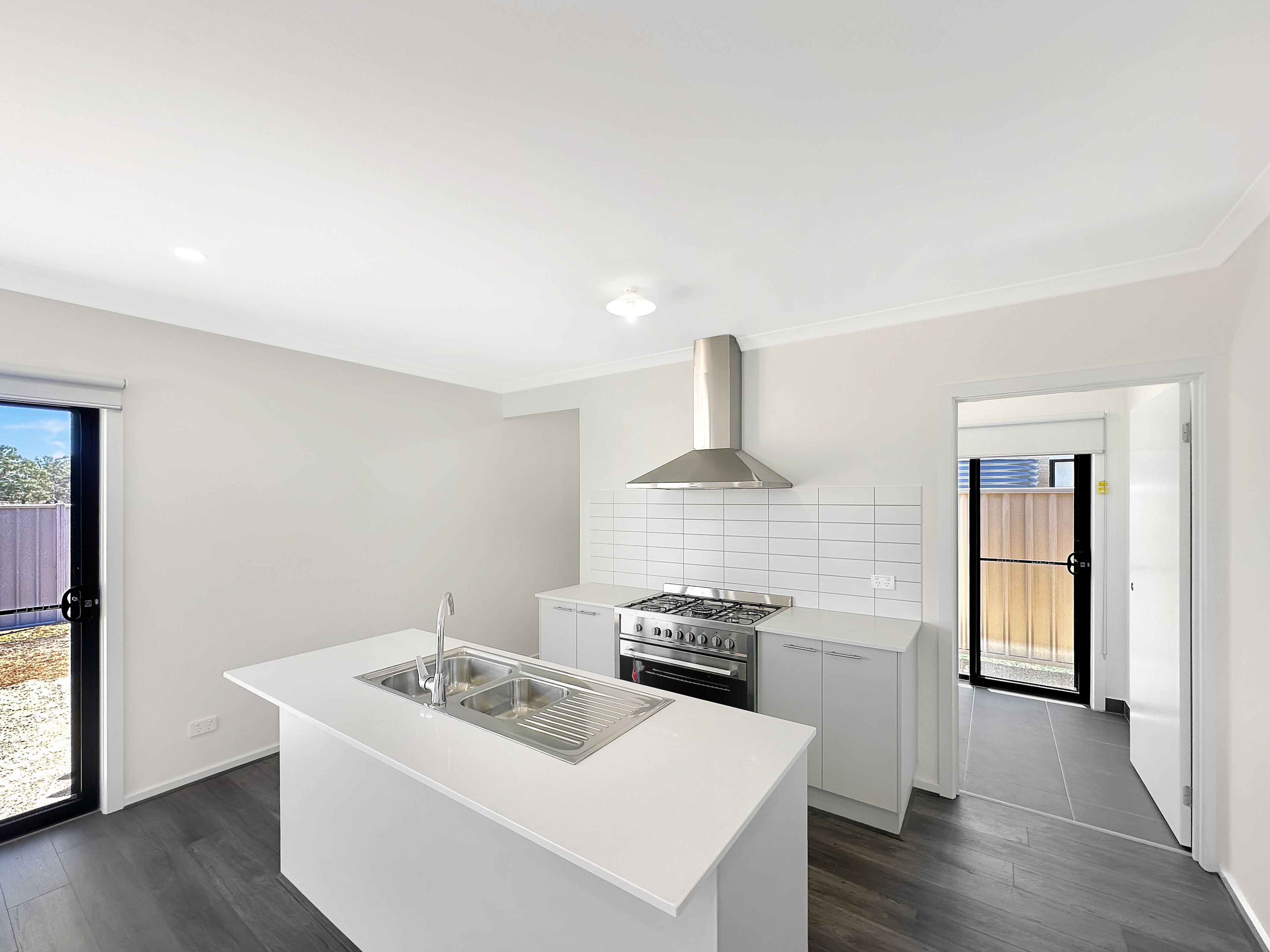 31 Livingston Boulevard, Benalla, VIC 3672