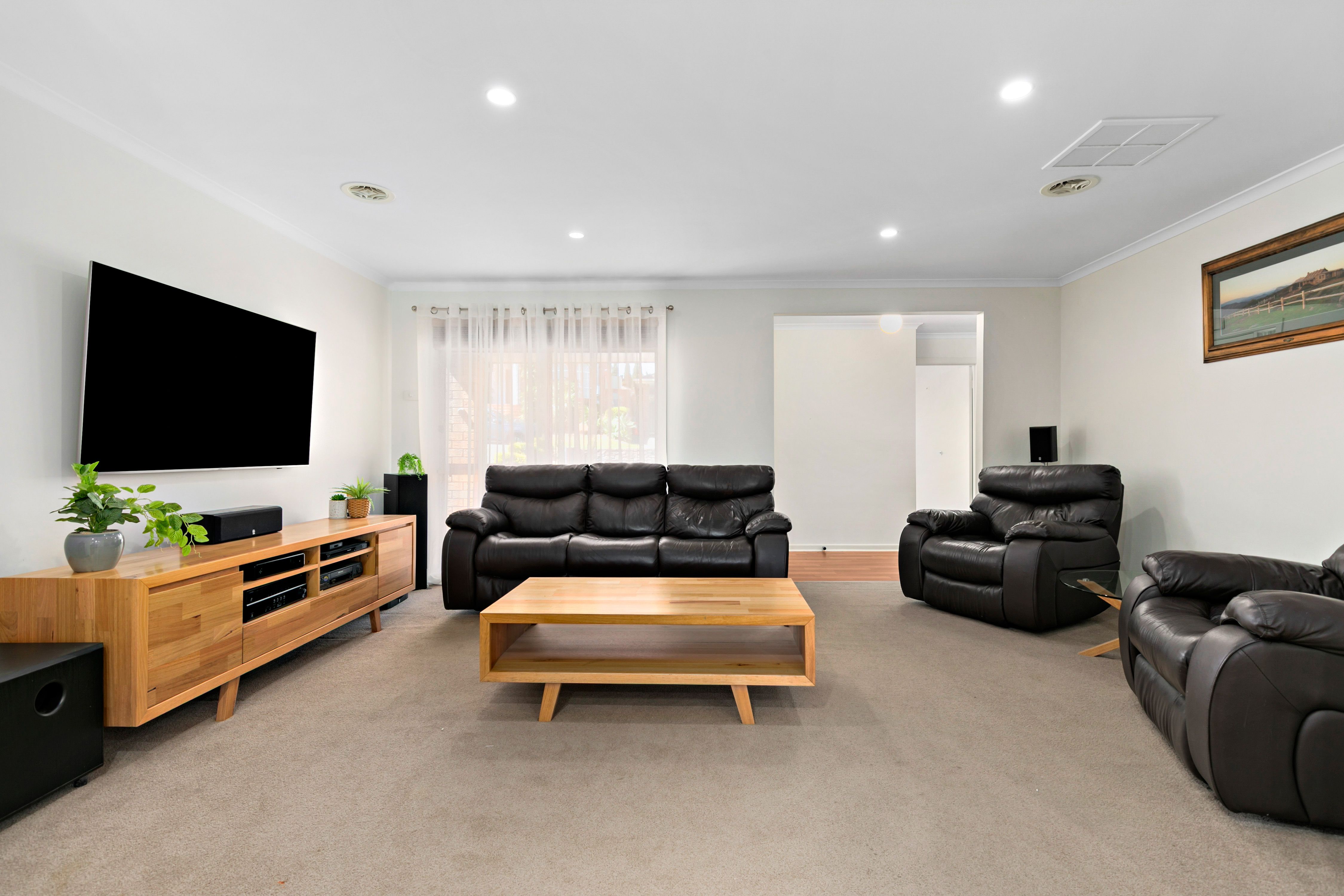 13 Ironbark Court — photo 5 of 12