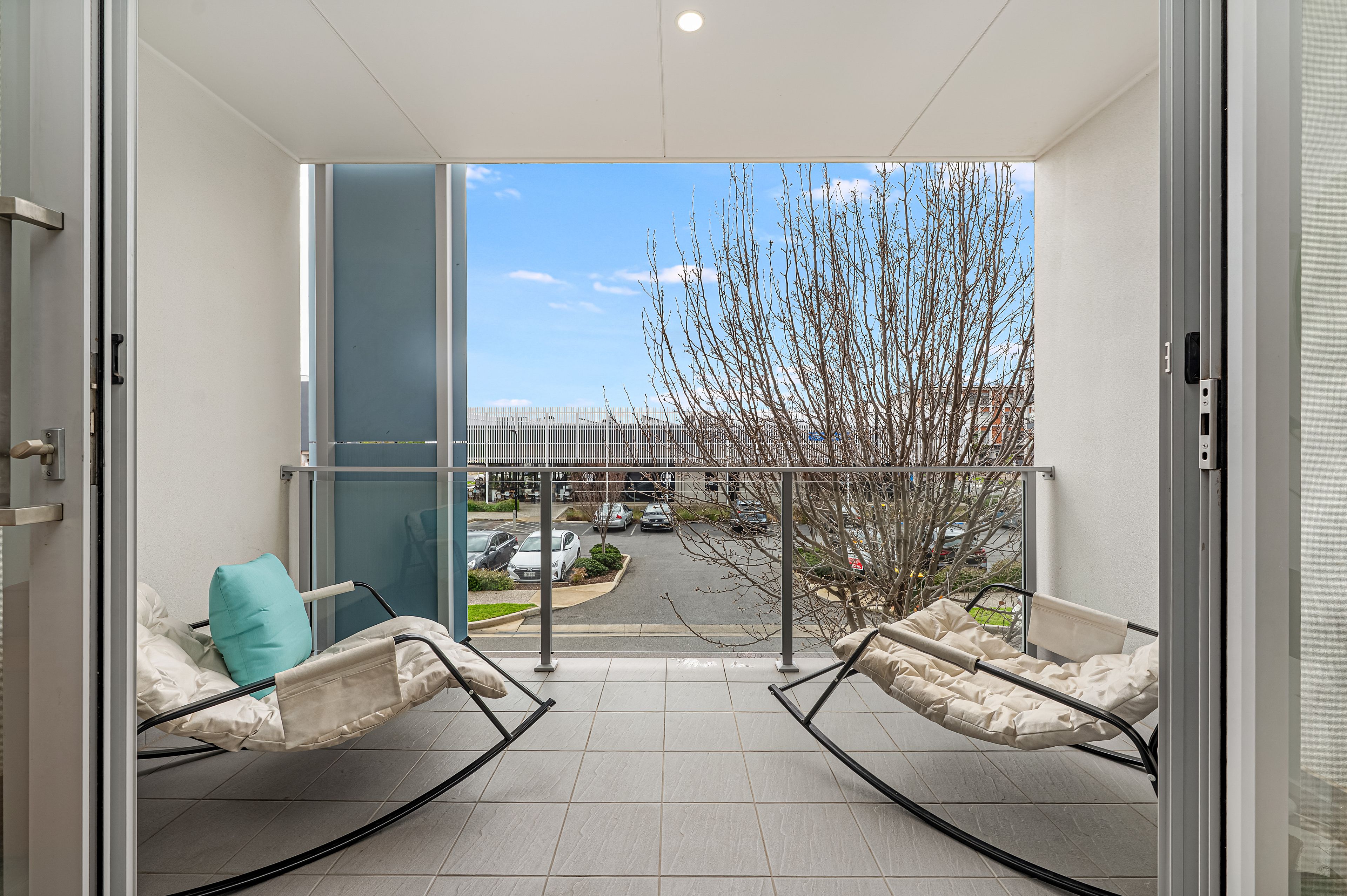 84 Tiara Street — photo 4 of 22
