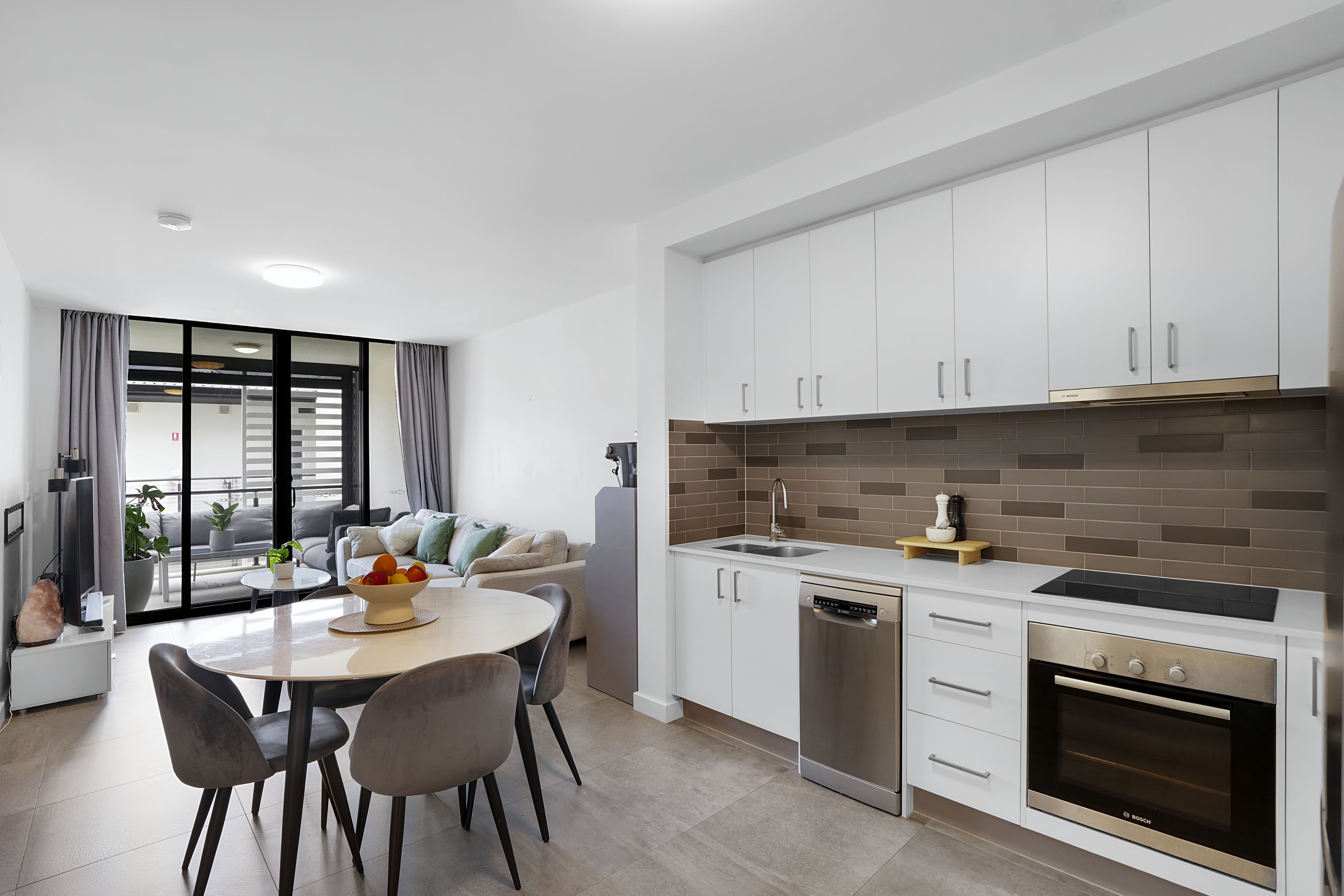 39/1 Bourke Street — photo from Ray White Inner North