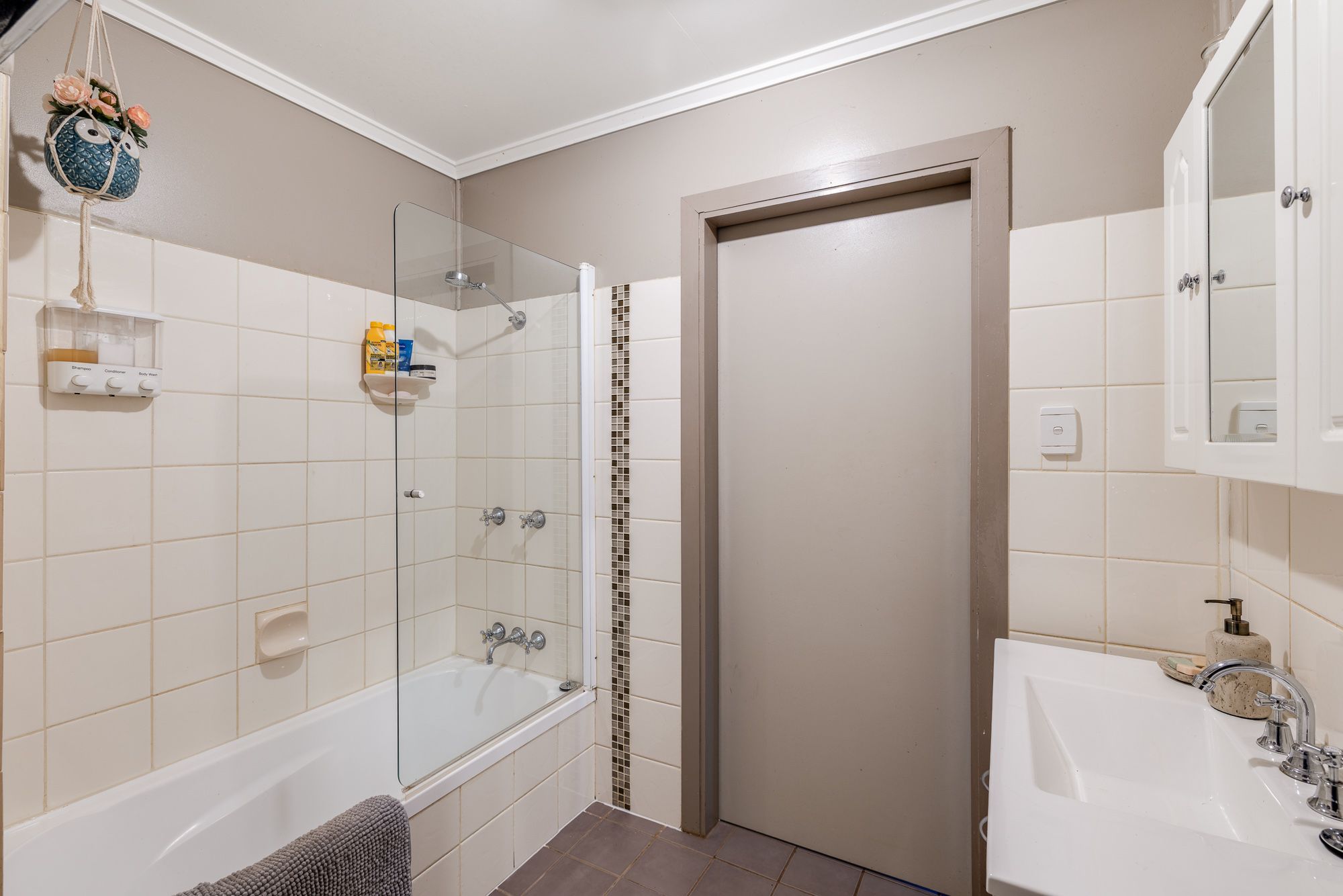 16 Quelch Street — photo 9 of 13