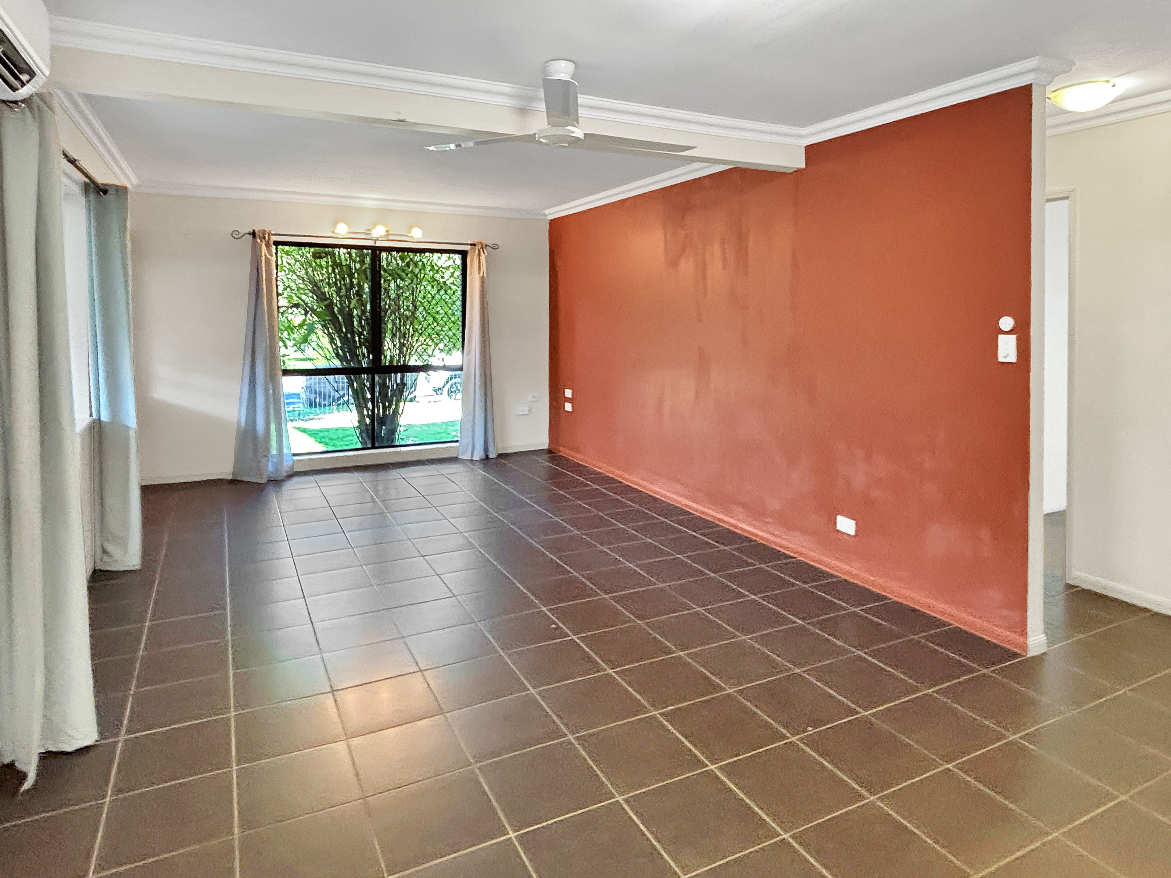 1/61 Hayward Street — photo 4 of 10