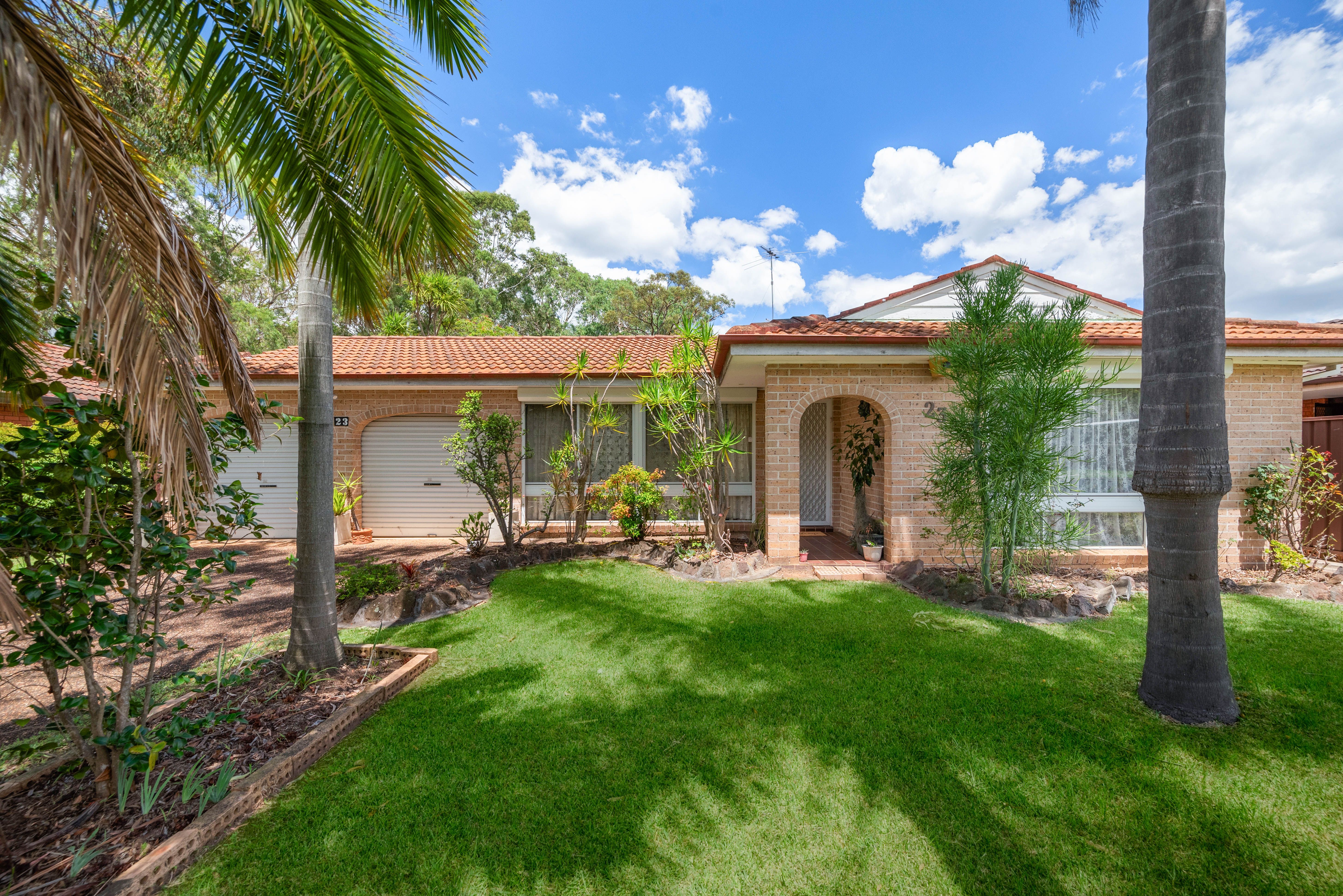 23 Third Avenue, Macquarie Fields, NSW 2564