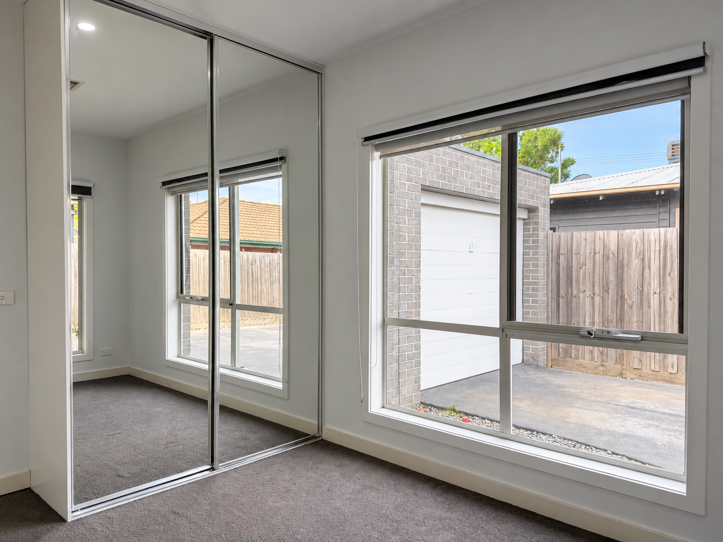 2/104 Daley Street — photo 7 of 16