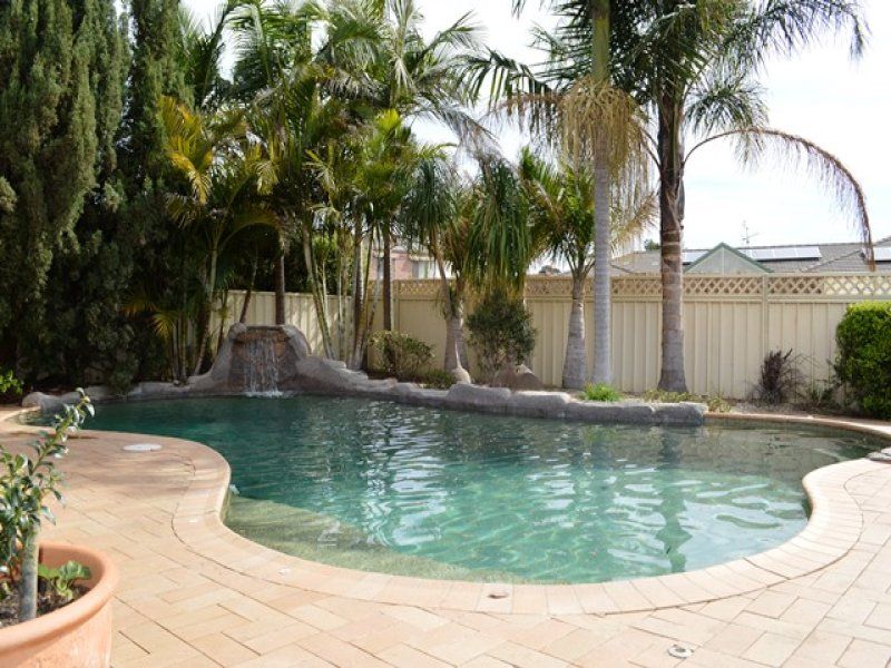 5 Holdsworth Drive, Narellan Vale, NSW 2567