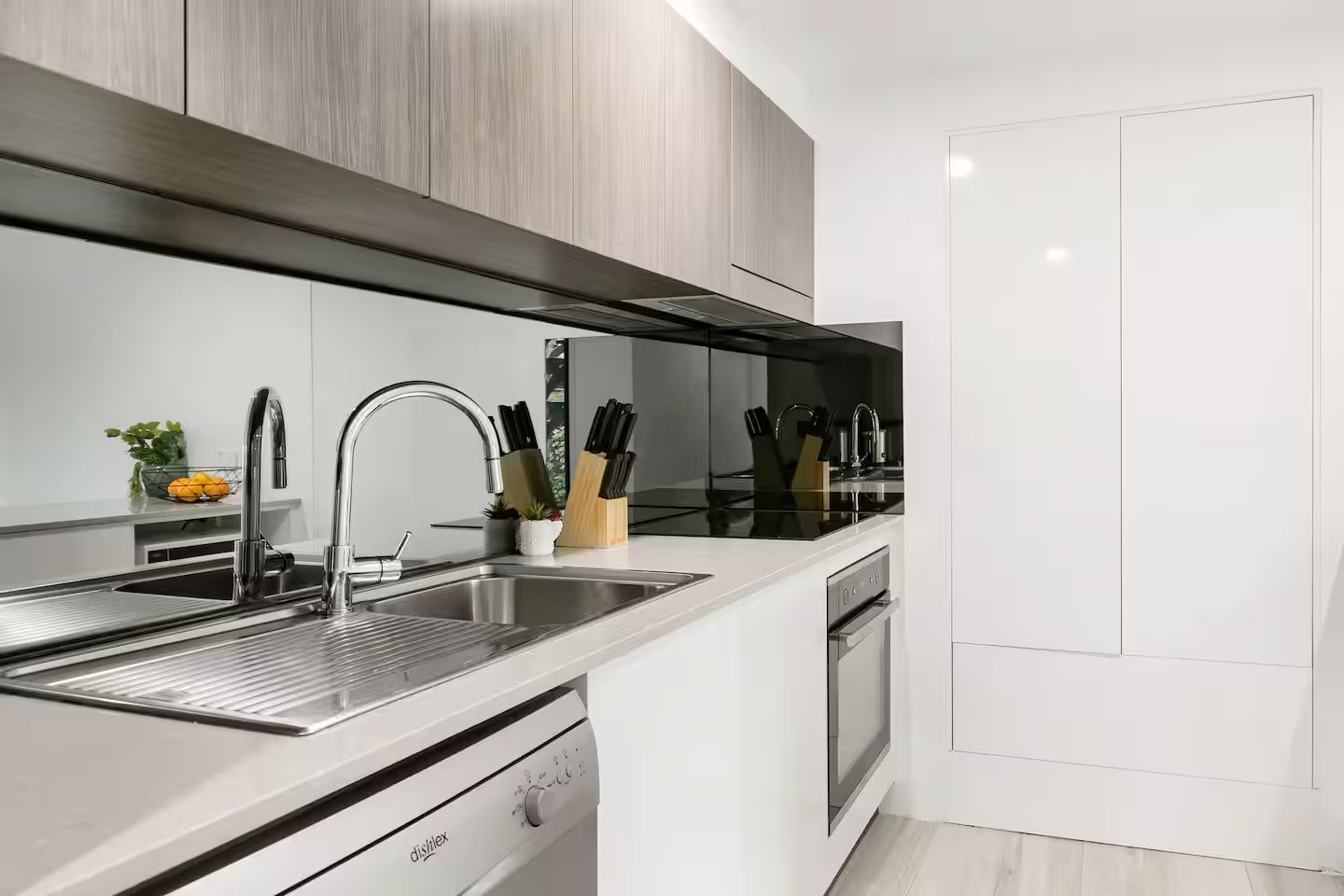 177A Ocean Parade, Burleigh Heads, QLD 4220