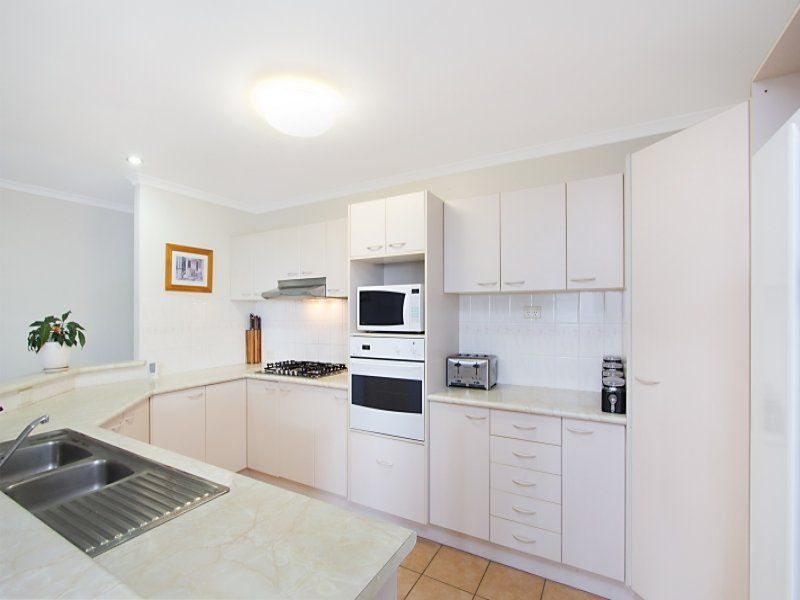 25 Champagne Drive, Banora Point, NSW 2486
